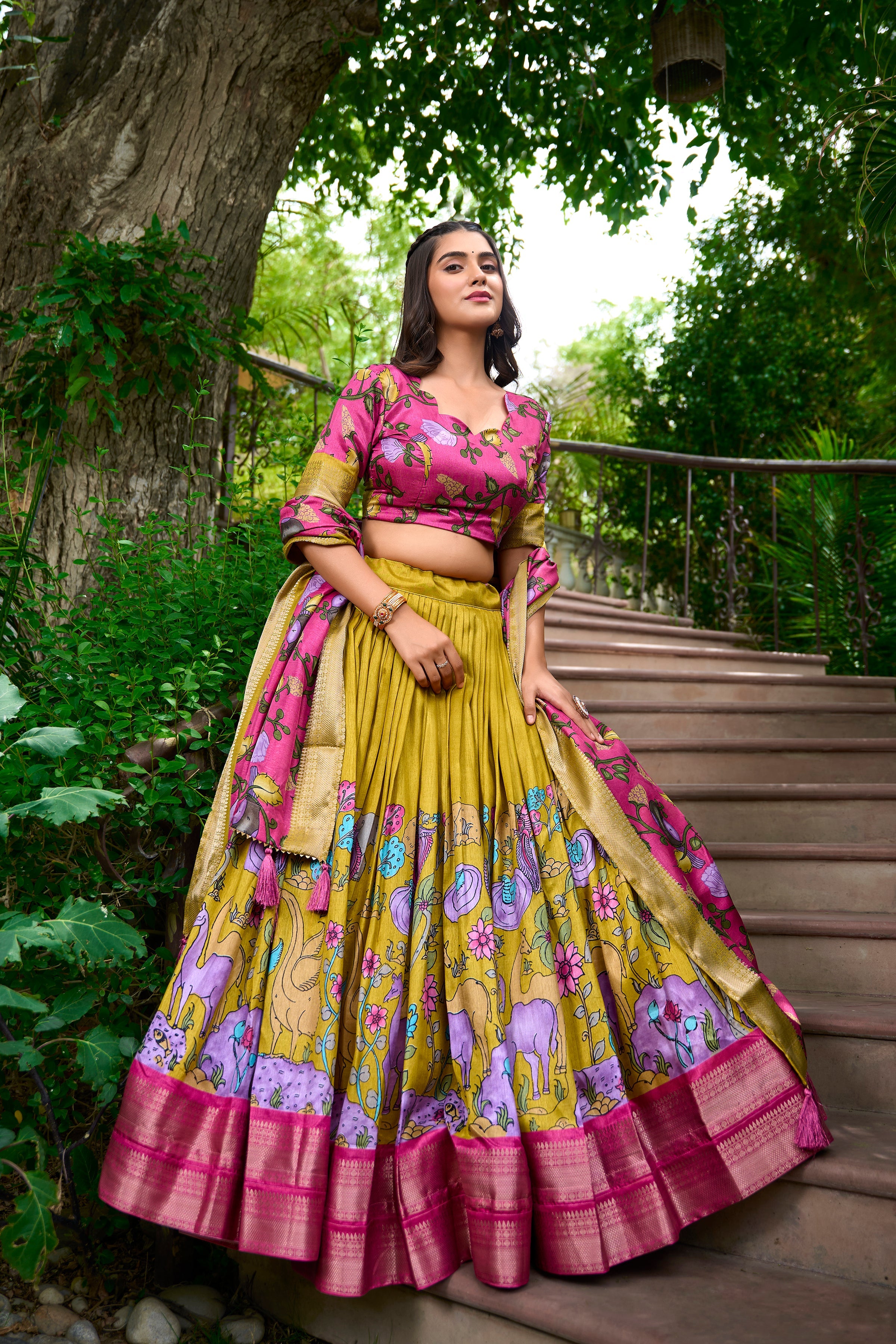 Festive Wear Women's Dola Silk With Kalamkari Print Lehenga Choli Set
