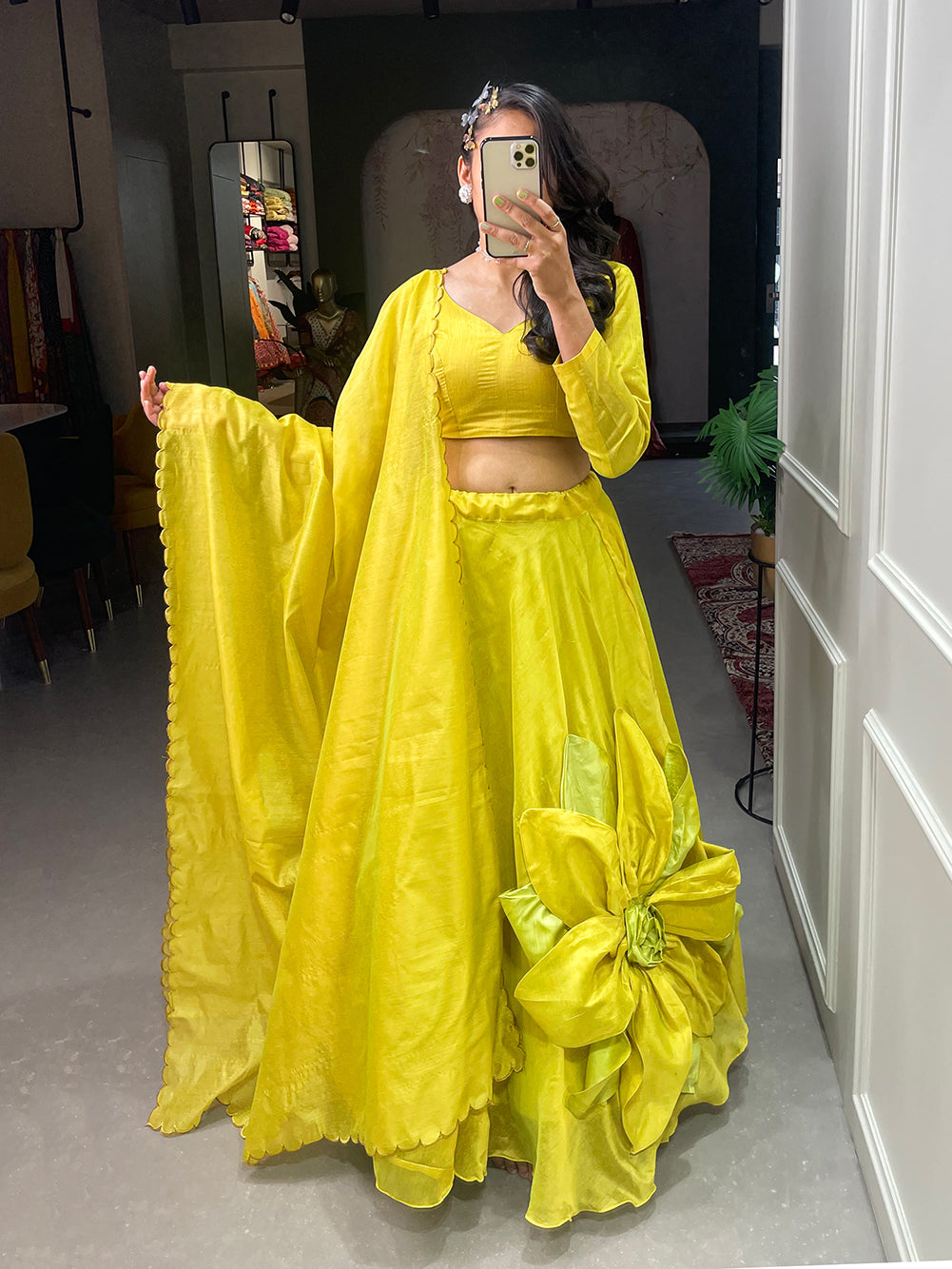 Womens Rajwadi Chanderi Silk with Hand Made Flower Wedding Readymade lehenga Choli.