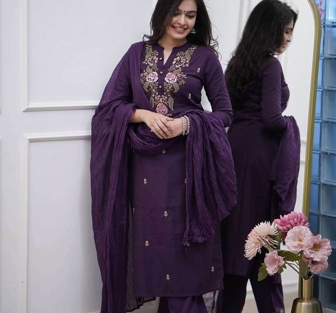 Women Viscose Silk Embroidered Kurta With Pant & Dupatta