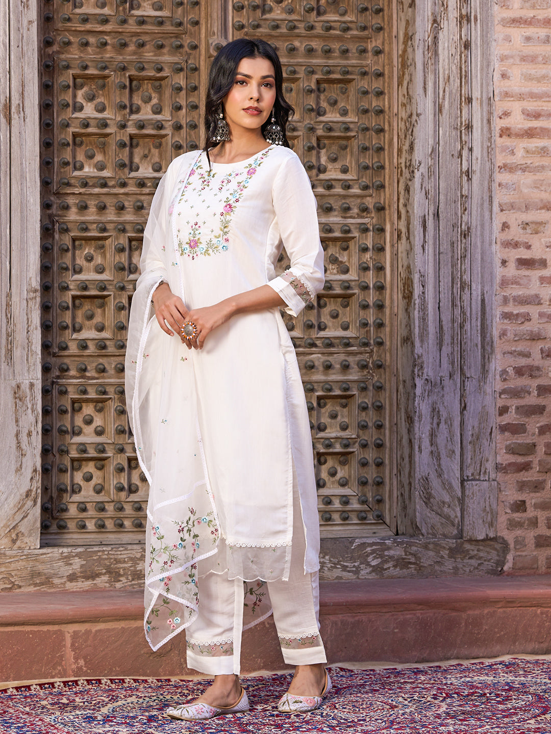 Women's Viscose Chanderi Embroidered Straight Kurta with Viscose Chanderi Pant & Organza Dupatta Set