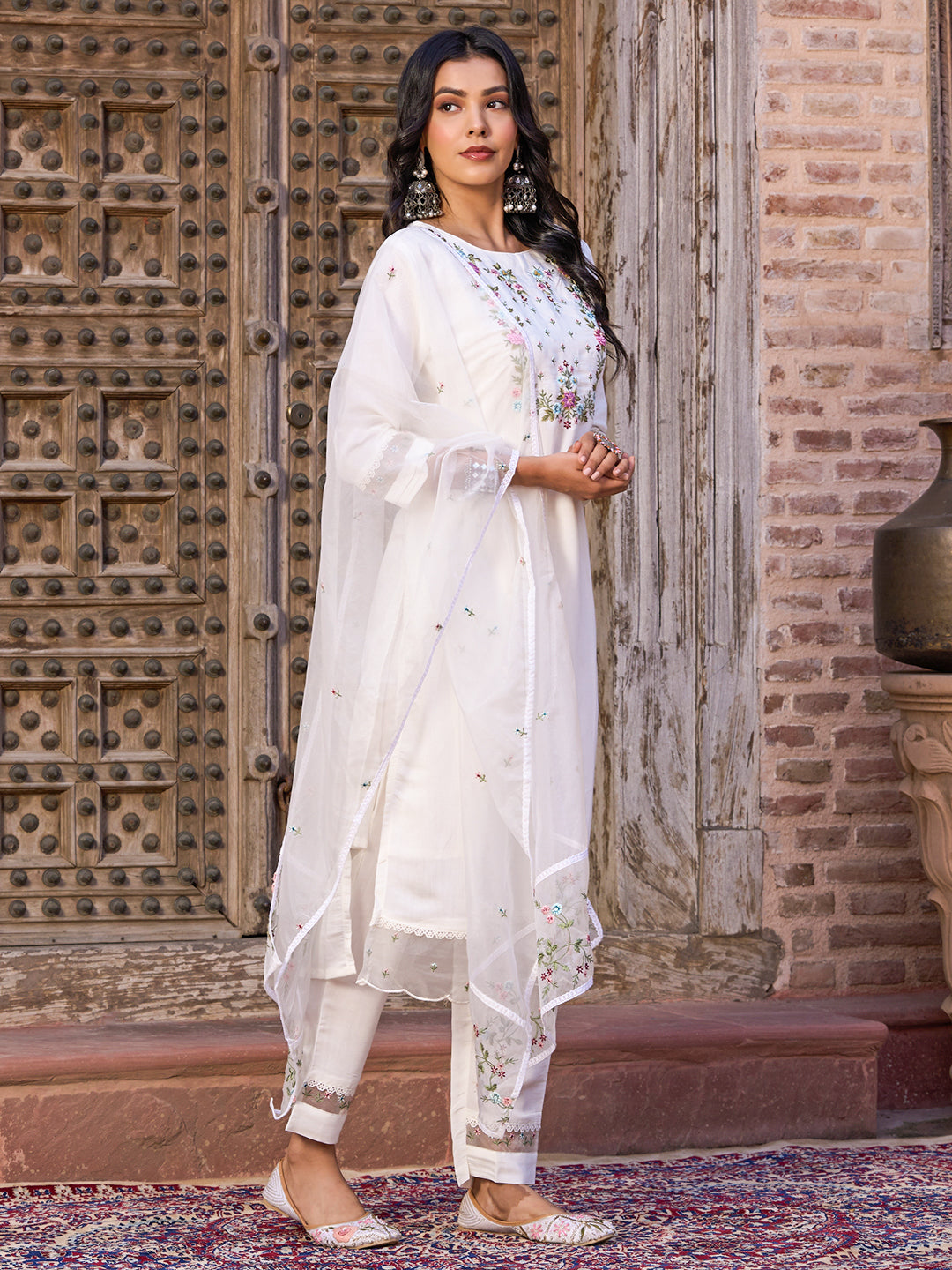 Women's Viscose Chanderi Embroidered Straight Kurta with Viscose Chanderi Pant & Organza Dupatta Set