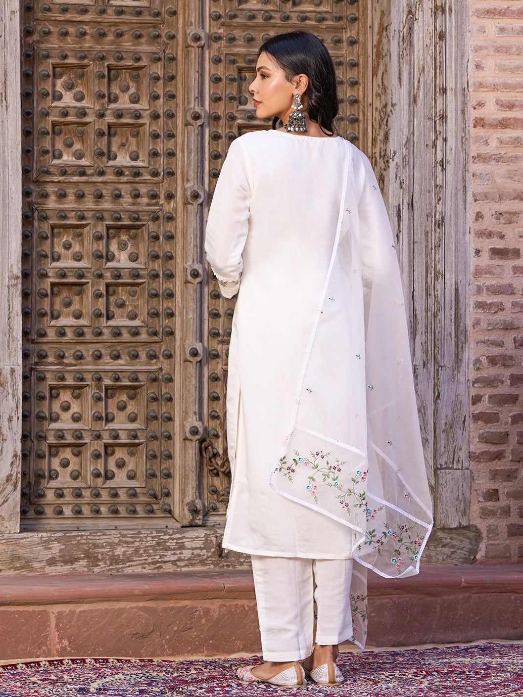 Women's Viscose Chanderi Embroidered Straight Kurta with Viscose Chanderi Pant & Organza Dupatta Set