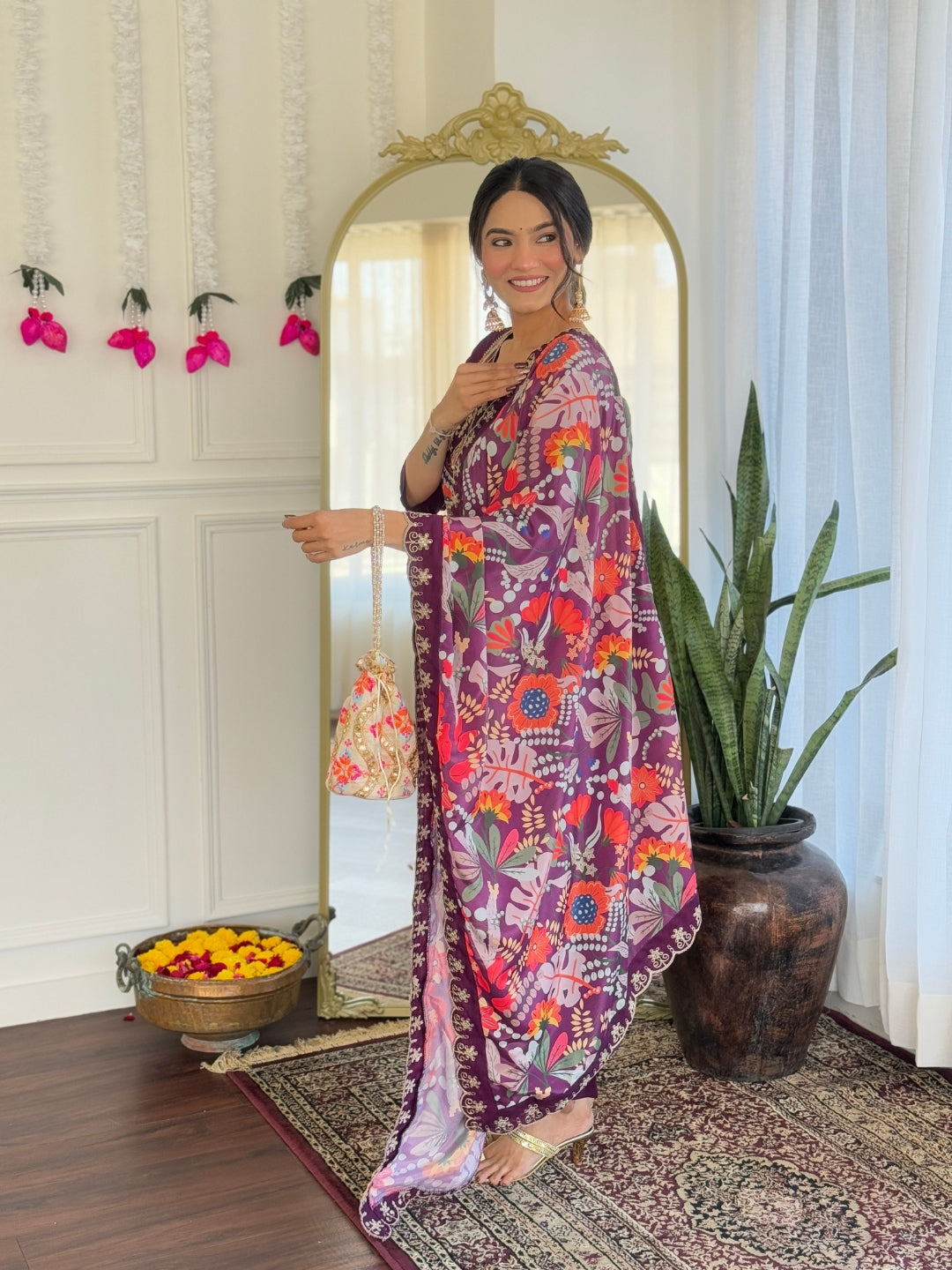 Viscose Chanderi Embroidered White Kurta with Pant and Dupatta for Traditional Kurta Set