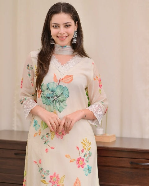 Pretty Women Kurta Sets for Women