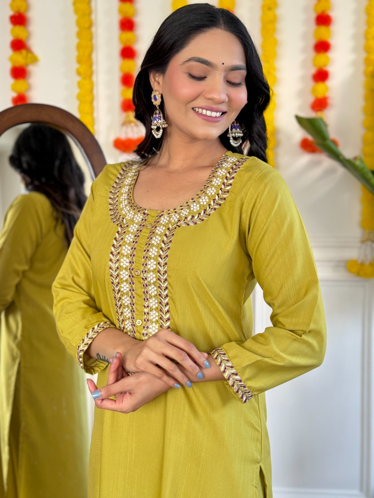 Women's Reyon Slub Embroidered Kurta With Pant & Dupatta Work Suit Set