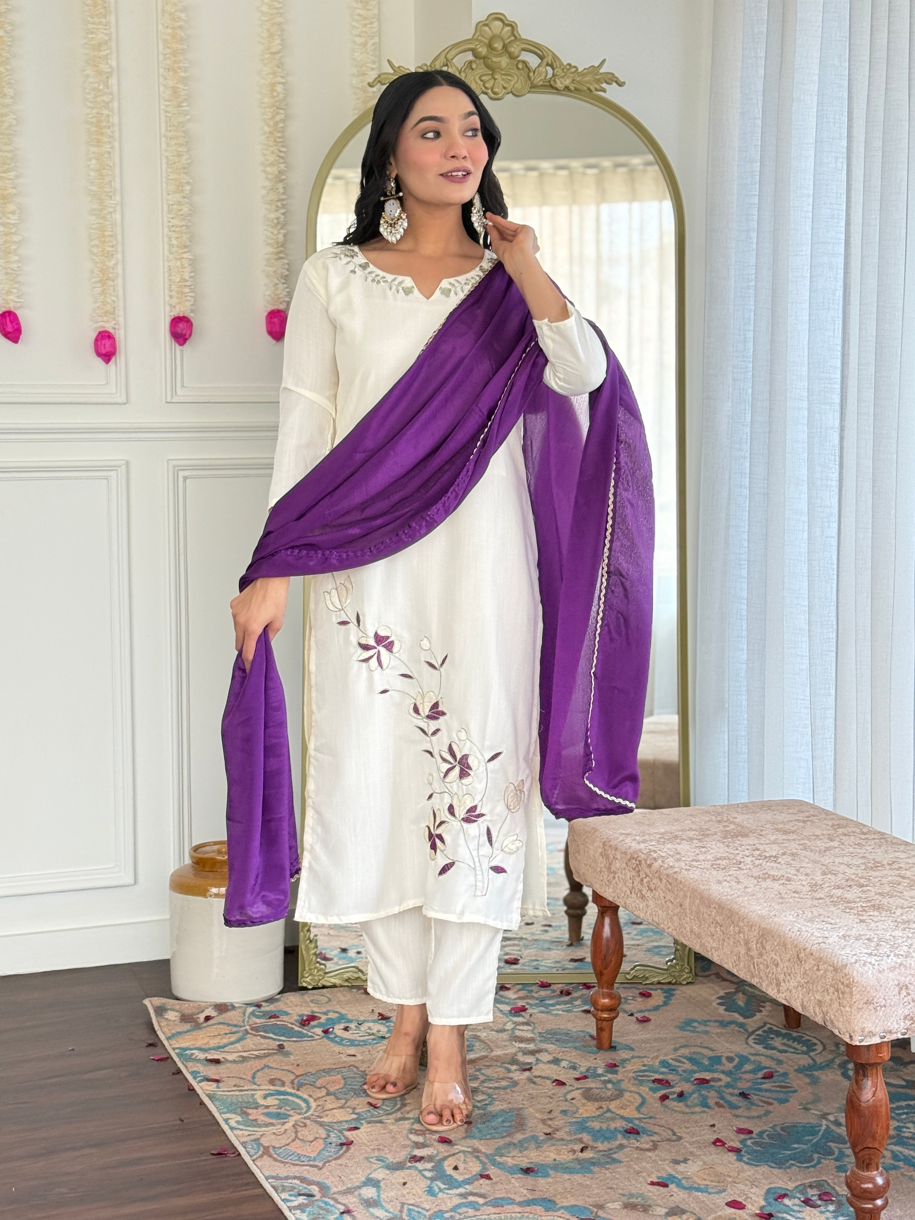Women's Kurta Set in Viscose Rayon with Chinon Dupatta