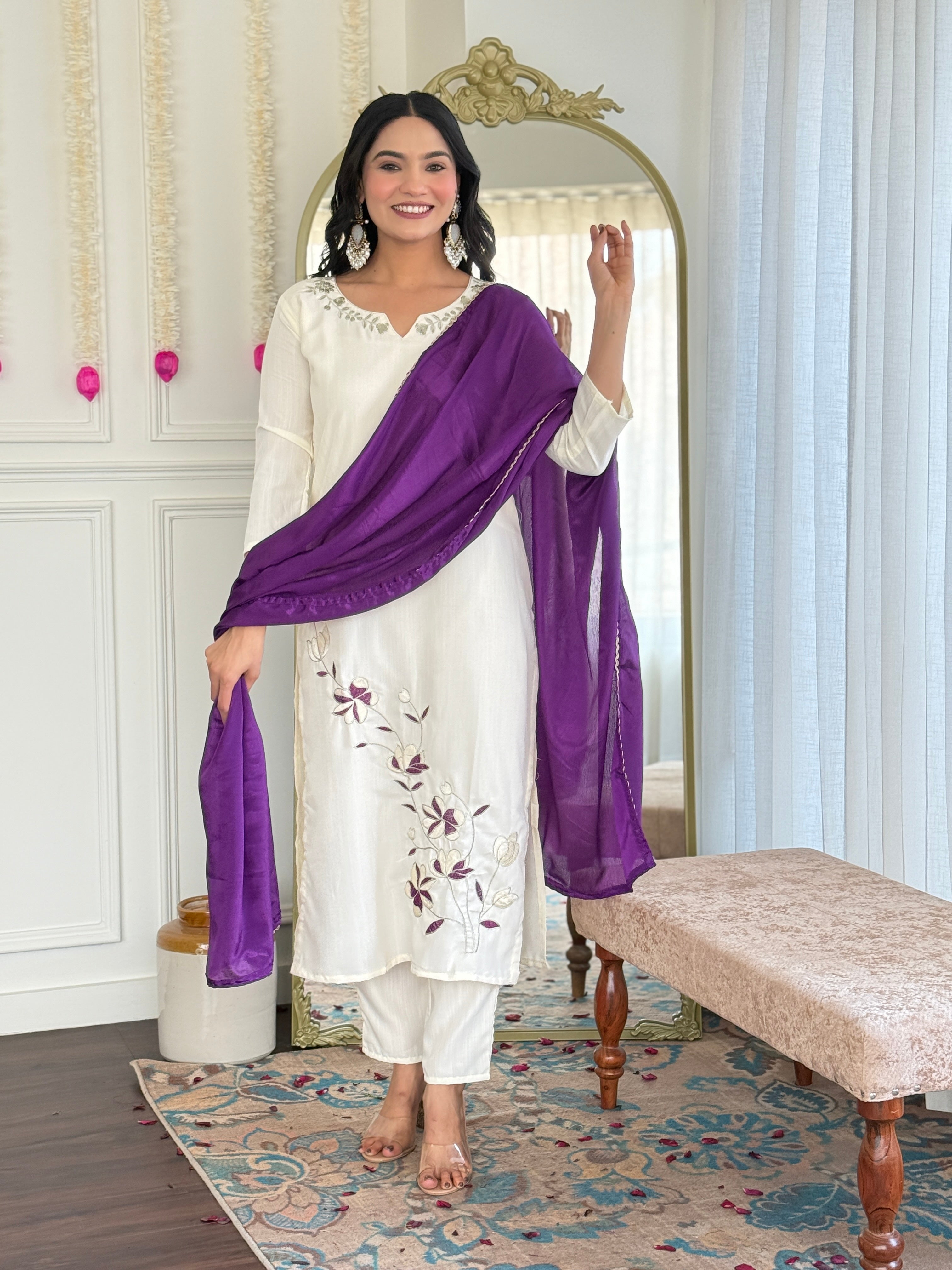 Women's Kurta Set in Viscose Rayon with Chinon Dupatta