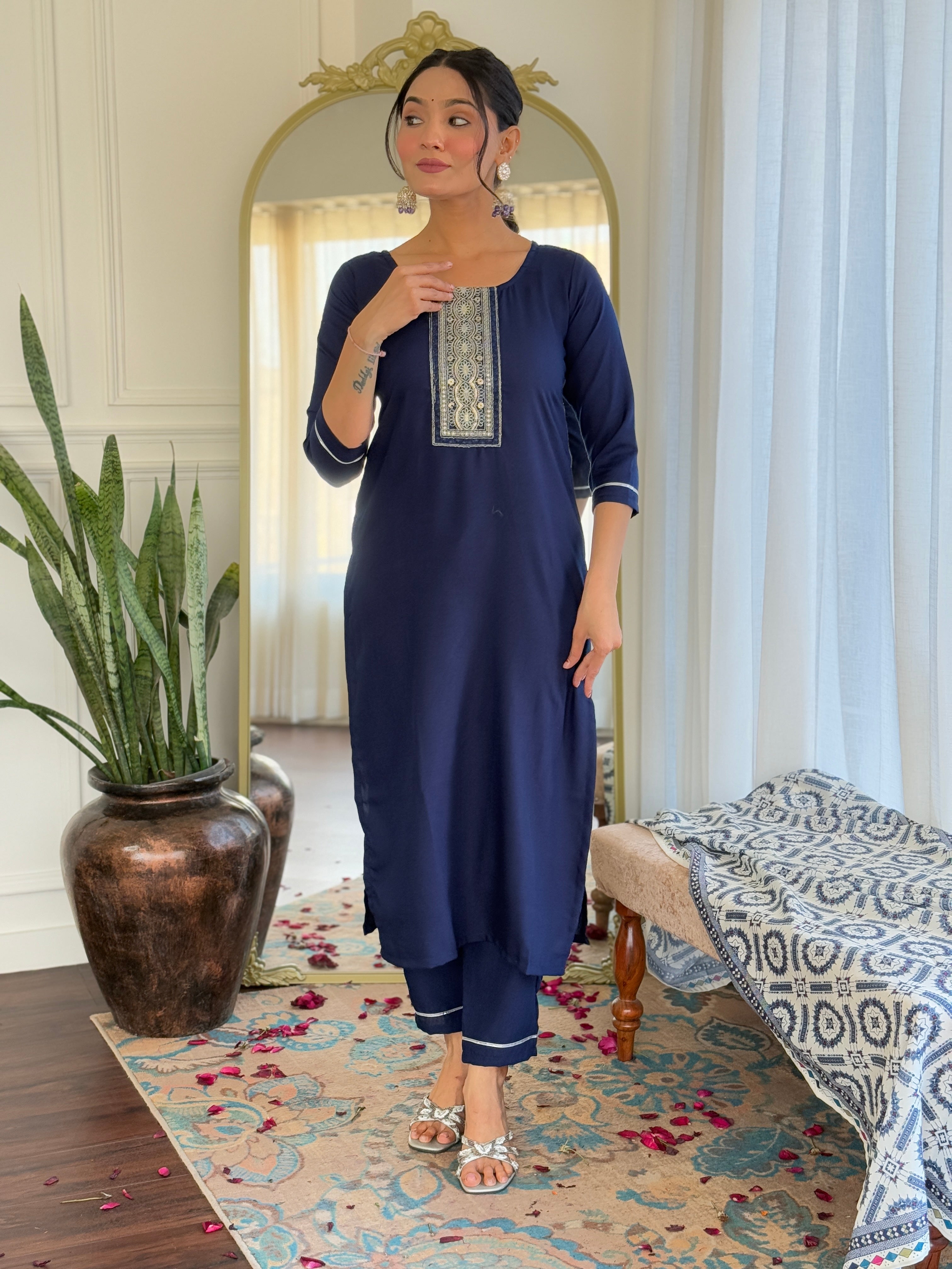 Women's Rayon Staight Kurti Set with Muslin Printed Dupatta