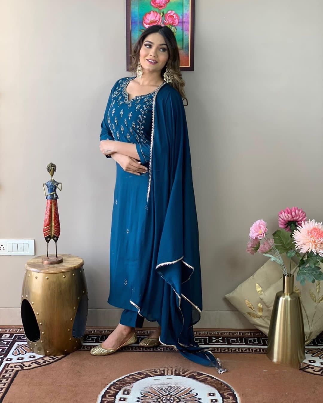 Women's Rayon slub Embroidered Straight Kurta with Rayon slub Pant & Chinnon Dupatta Set
