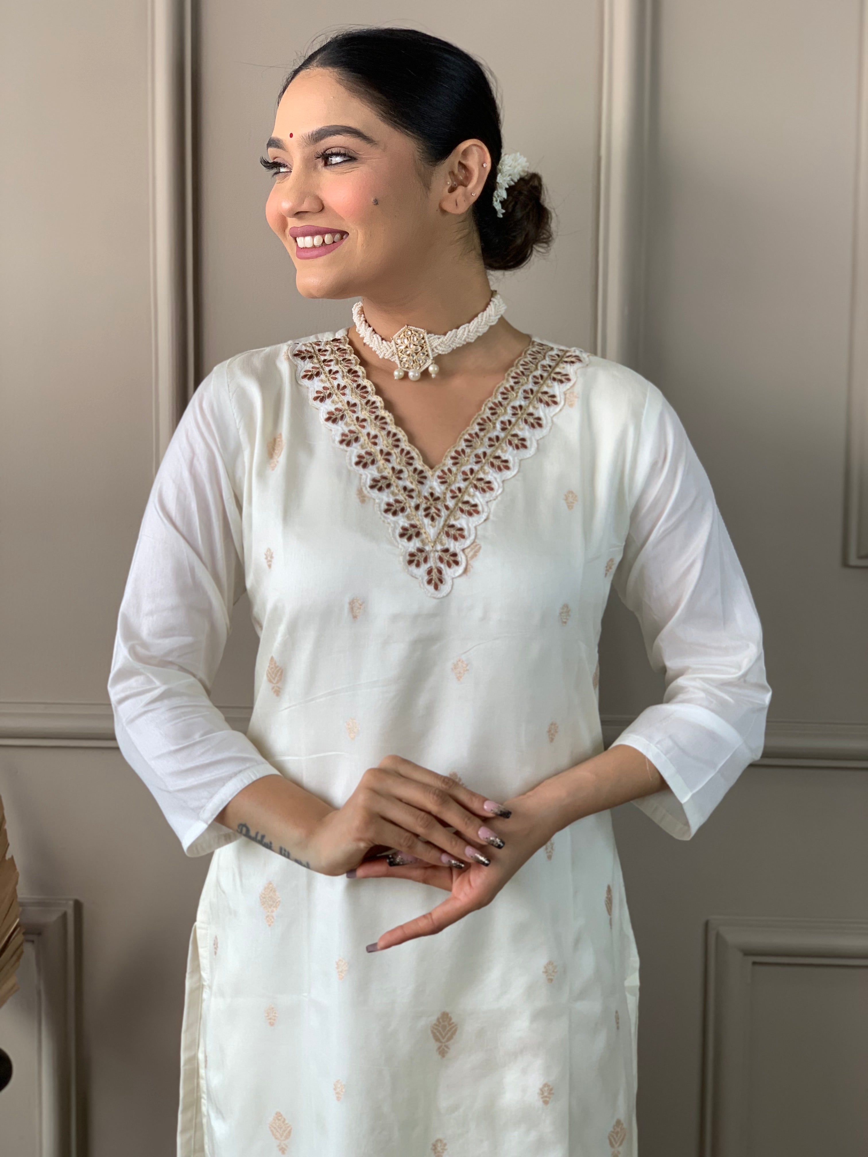 Women's Embroidered Straight Kurta with Viscose nylon Pant &  Jacquard butti Printed Dupatta Set
