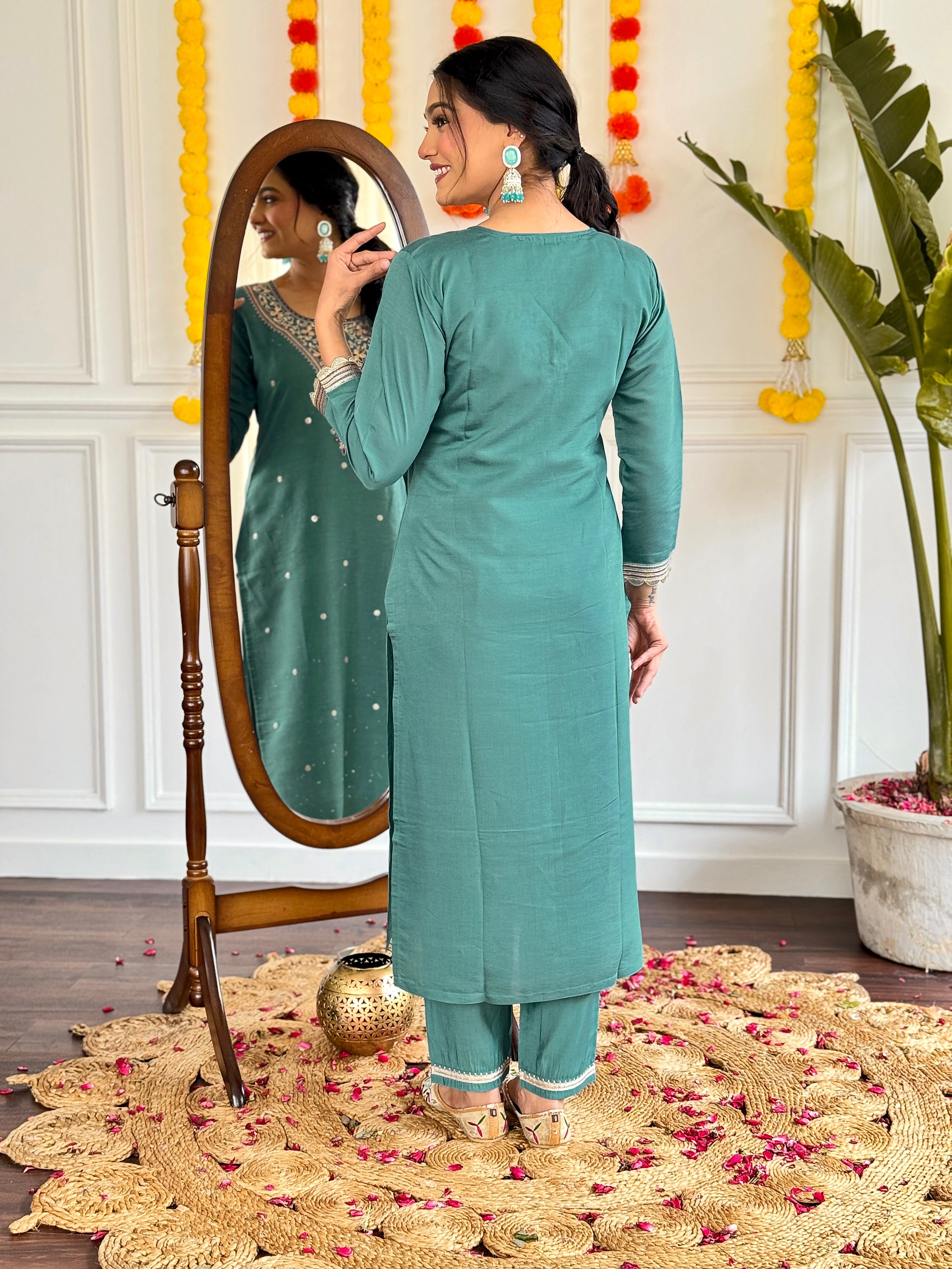 Women's White Viscose Chanderi Embroidered Straight Kurta with Viscose Chanderi Pant & Chanderi Printed Dupatta Set