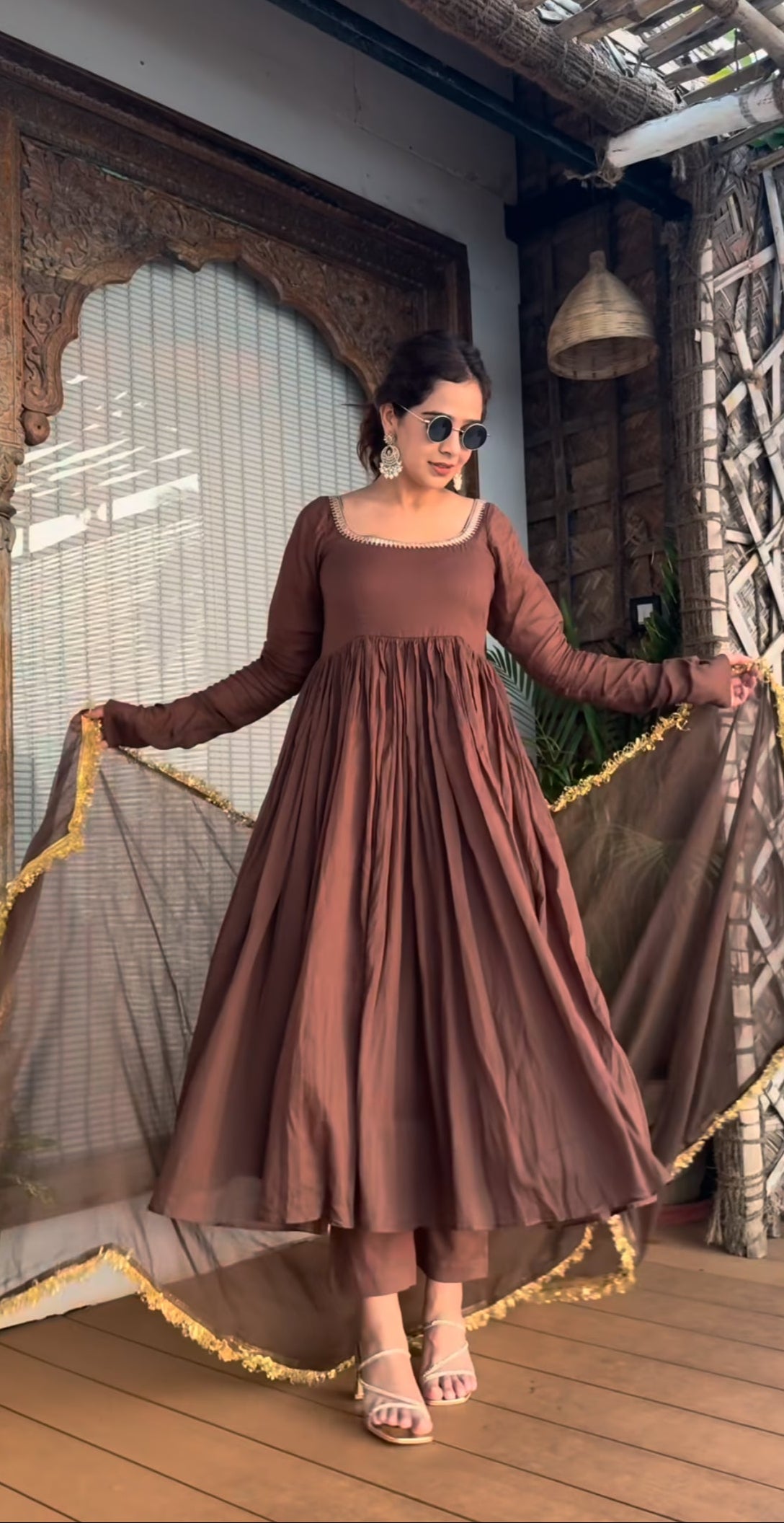 New Desigenr Party Wear Look Pure Cotton Fancy Alia Cut Anarkali kurta set