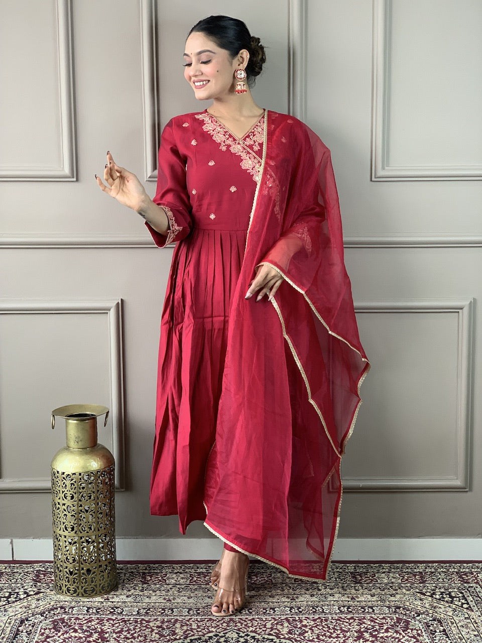Women's Viscose Chanderi Embroidered Straight Kurta with Viscose Chanderi Pant & Organza Dupatta Set