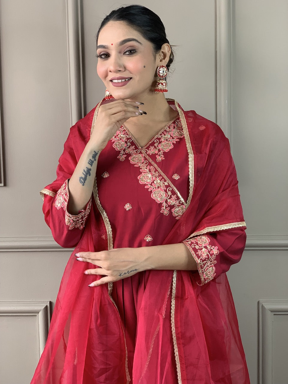 Women's Viscose Chanderi Embroidered Straight Kurta with Viscose Chanderi Pant & Organza Dupatta Set