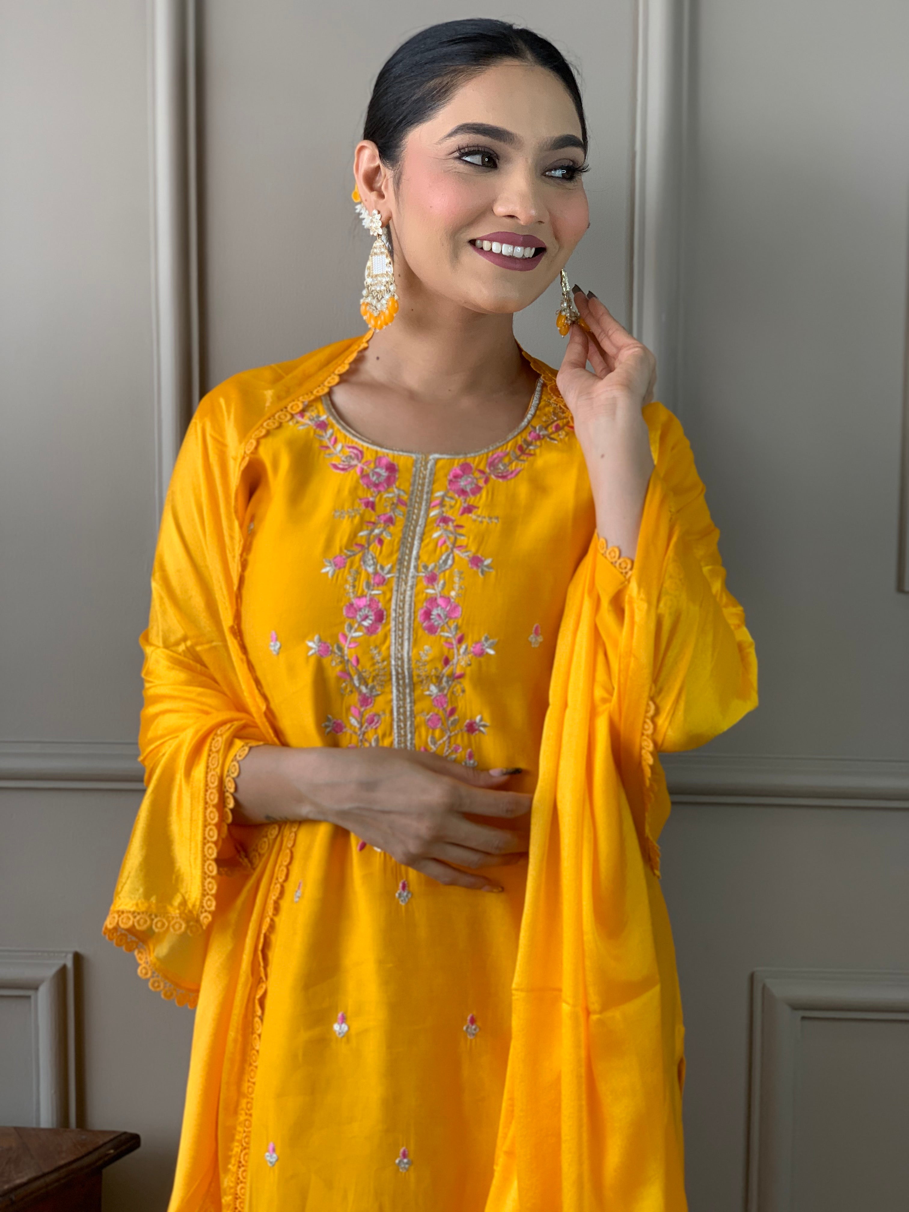 Women Viscose Chanderi Embroidered Kurta With Pant & Dupatta