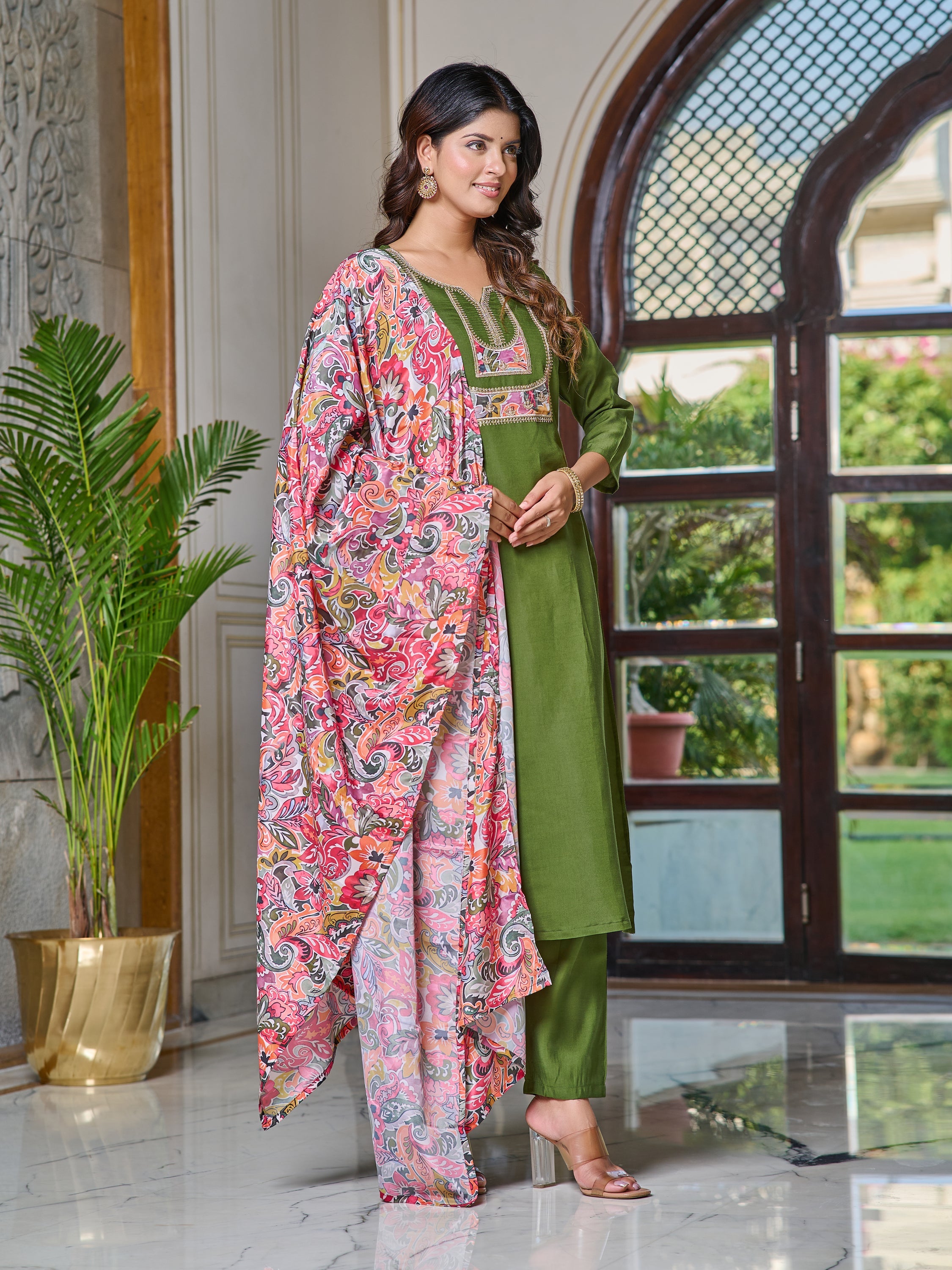 Women's Chanderi Kurta  Set with Dupatta & Notch Neck