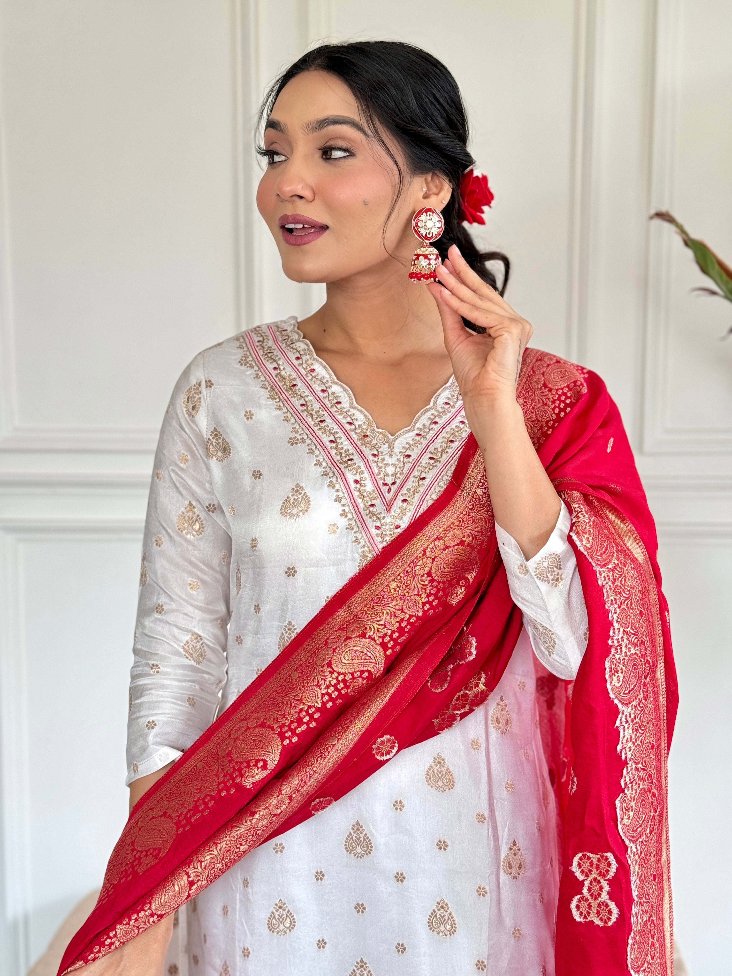 Pretty Women Kurta Sets for Women Casual wear