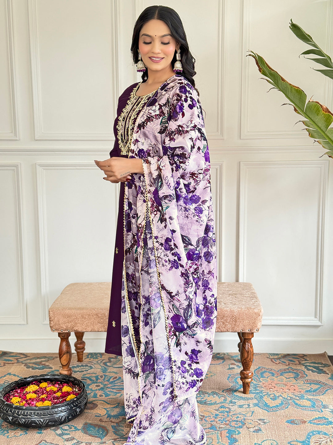 Women Viscose  chanderi  Embroidered Kurta With Pant & Dupatta