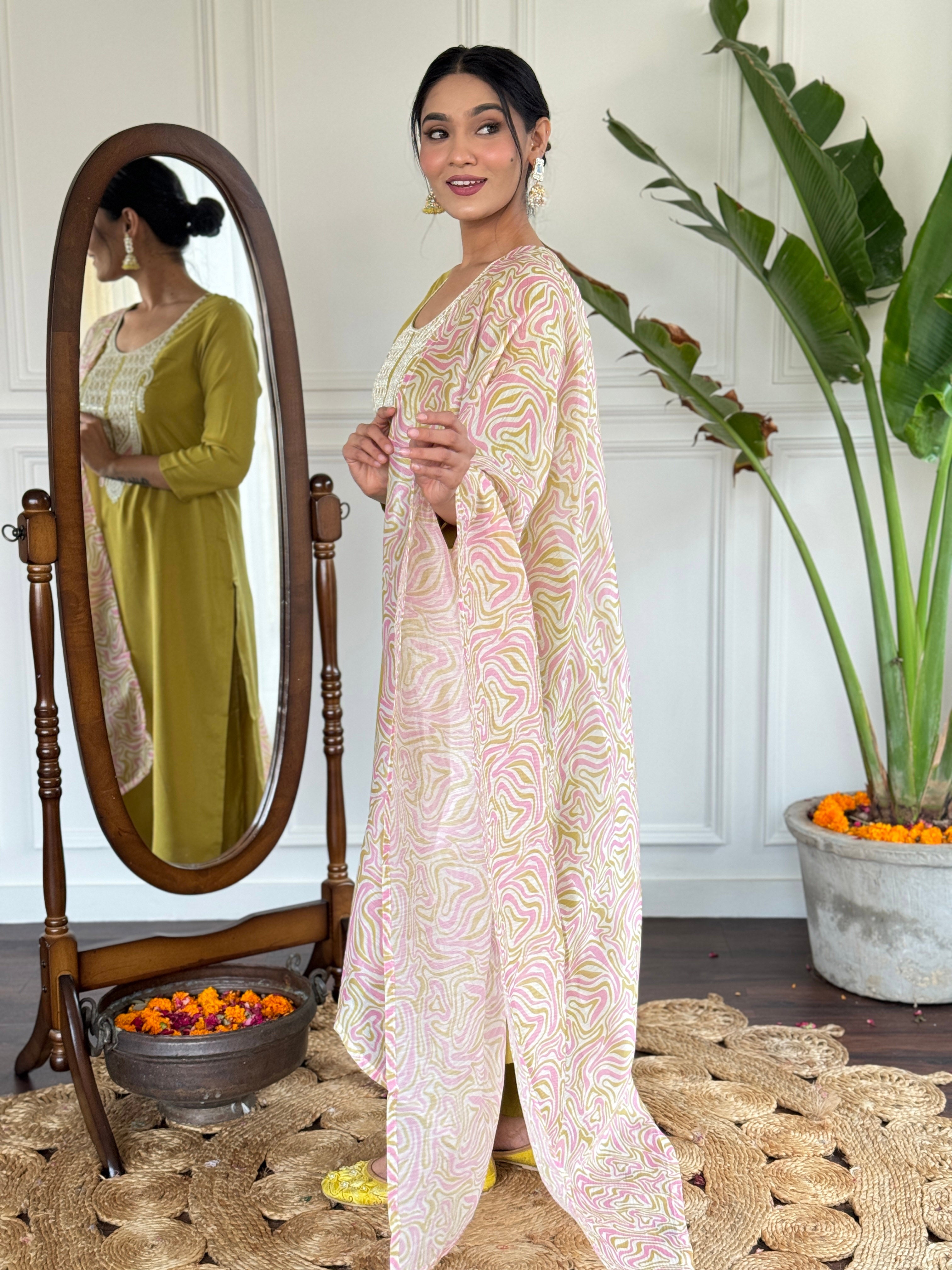 Women's Viscose Slub Embroidered Kurta With Pant & Dupatta