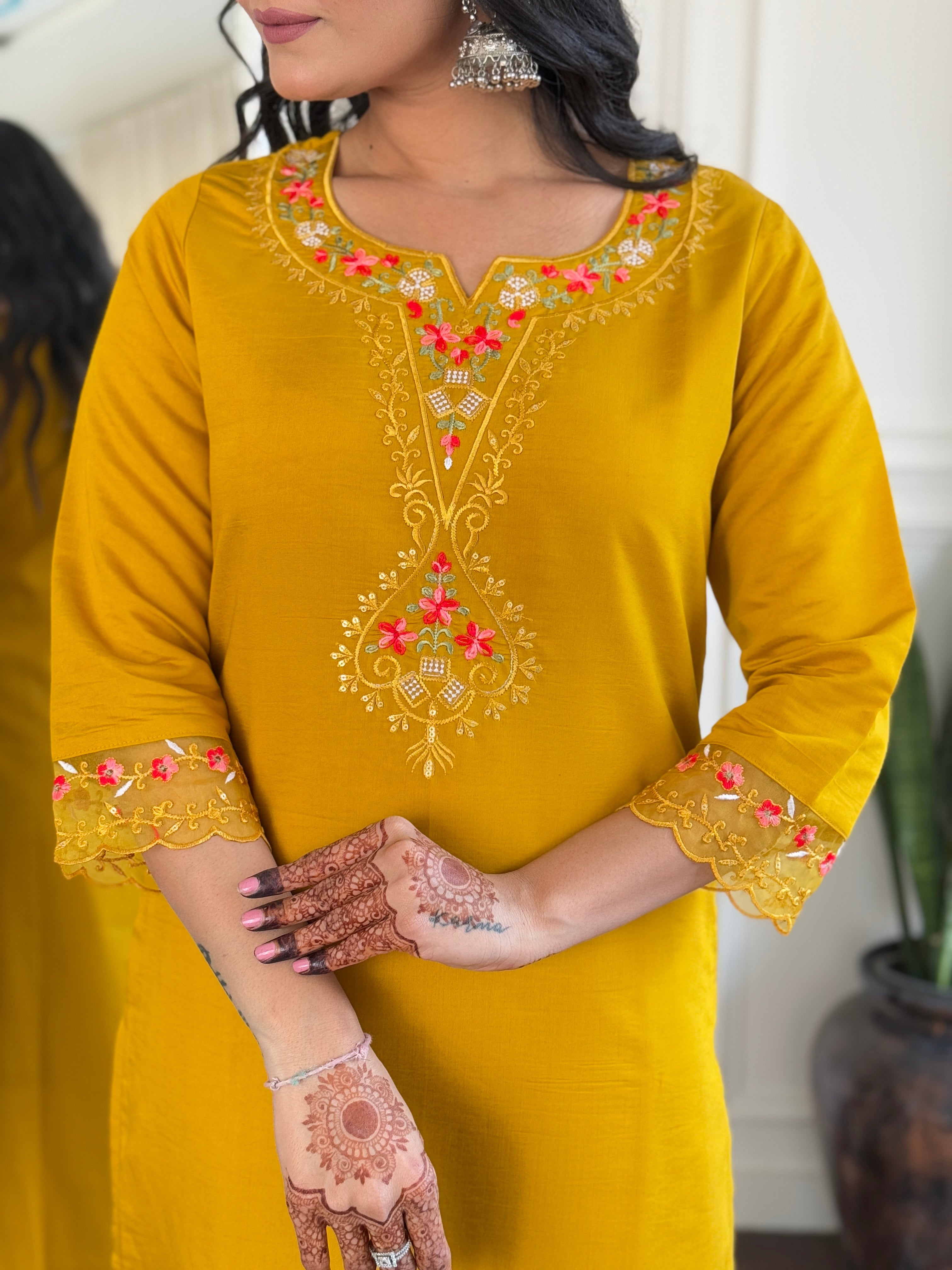 Women Solid Embroidered Kurta with Trousers & Dupatta