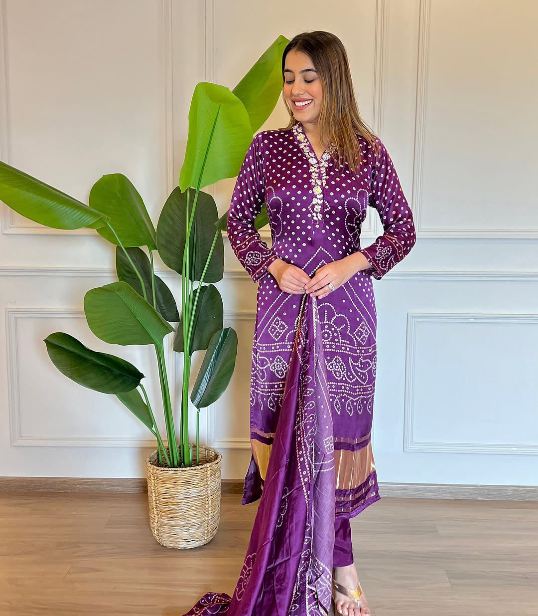 Women's Chanderi Cotton Dupatta Set Embroidered V-Neck Kurta with Position Print