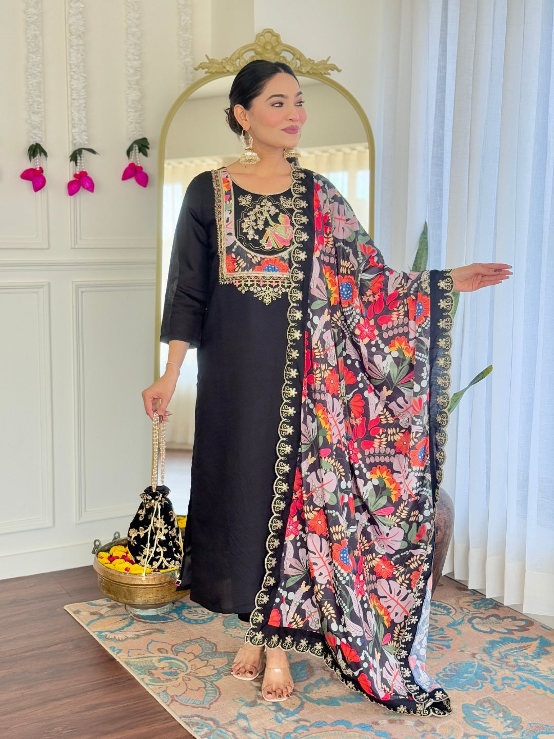 Viscose Chanderi Embroidered White Kurta with Pant and Dupatta for Traditional Kurta Set