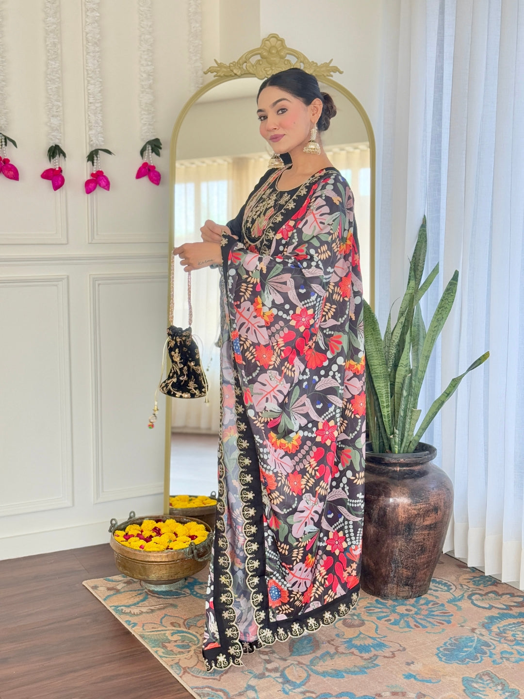 Viscose Chanderi Embroidered White Kurta with Pant and Dupatta for Traditional Kurta Set