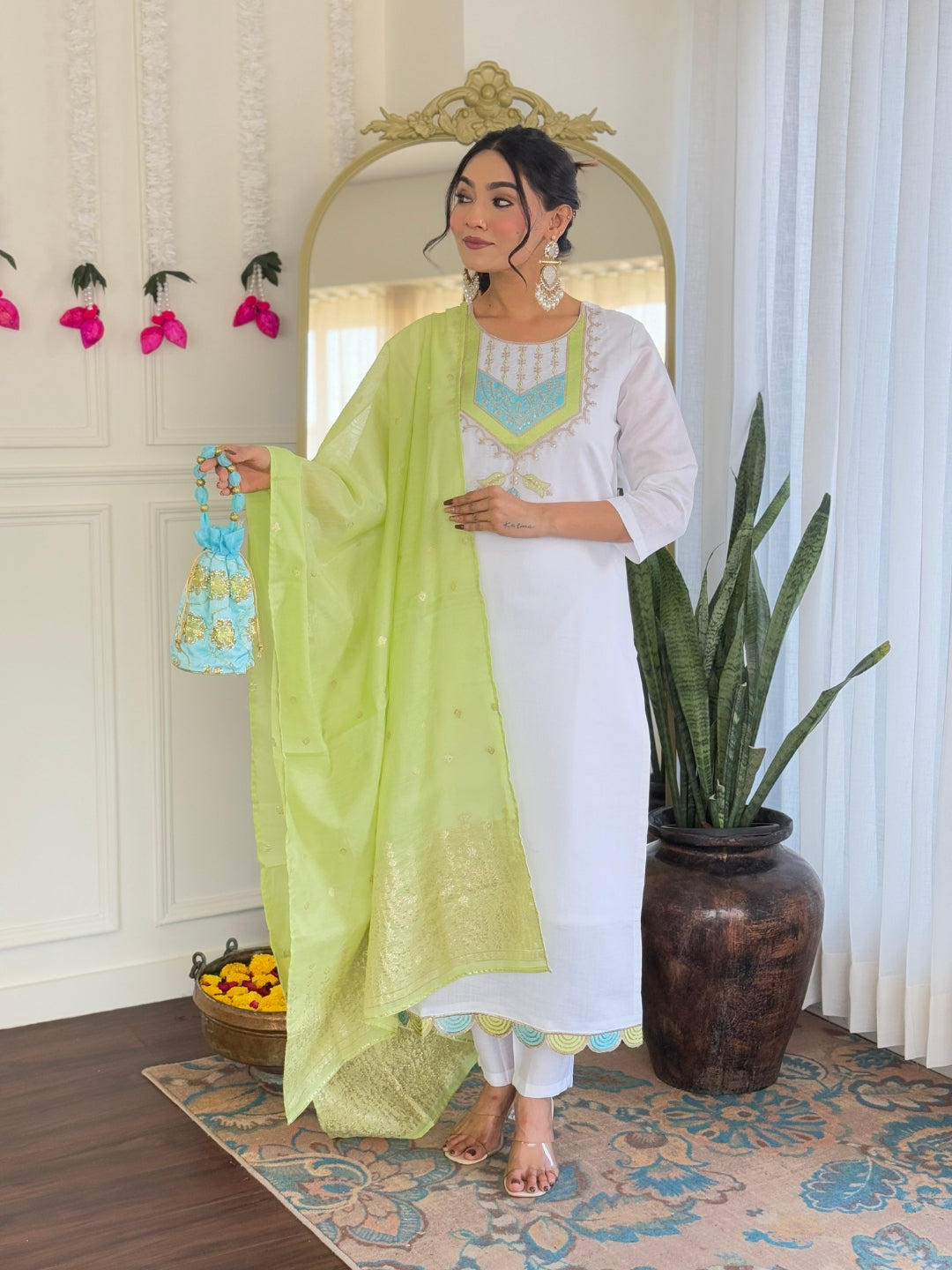 Women's  Chanderi Viscose Embroidered Straight Kurta with Chanderi Viscose Pant And Jacquard Embroidered Dupatta Sets