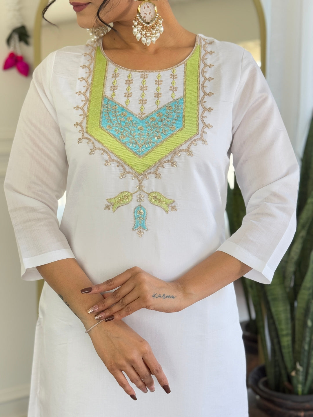 Women's  Chanderi Viscose Embroidered Straight Kurta with Chanderi Viscose Pant And Jacquard Embroidered Dupatta Sets