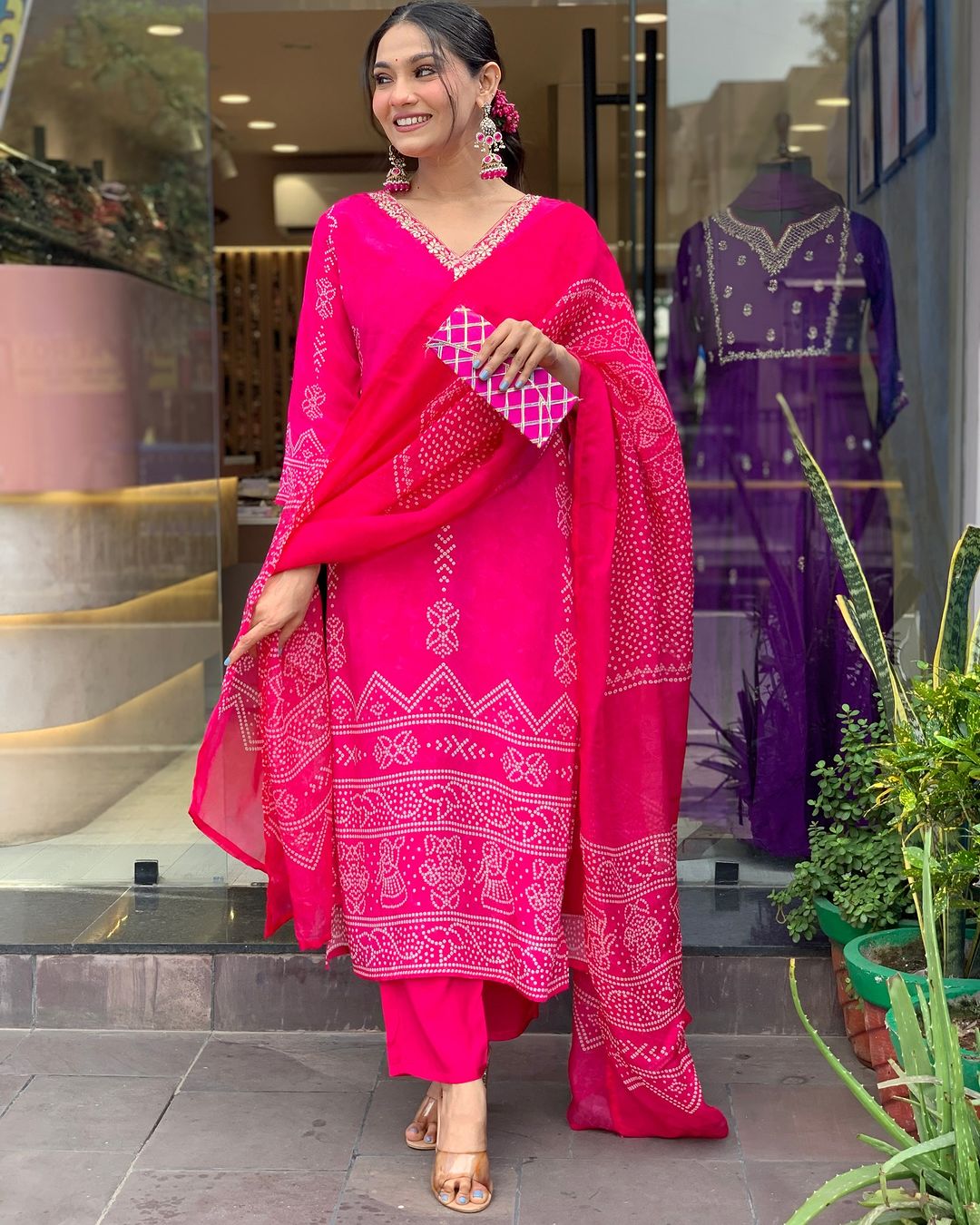 Awesome Pink Printed Crepe Pant Suit With Bandhani Dupatta