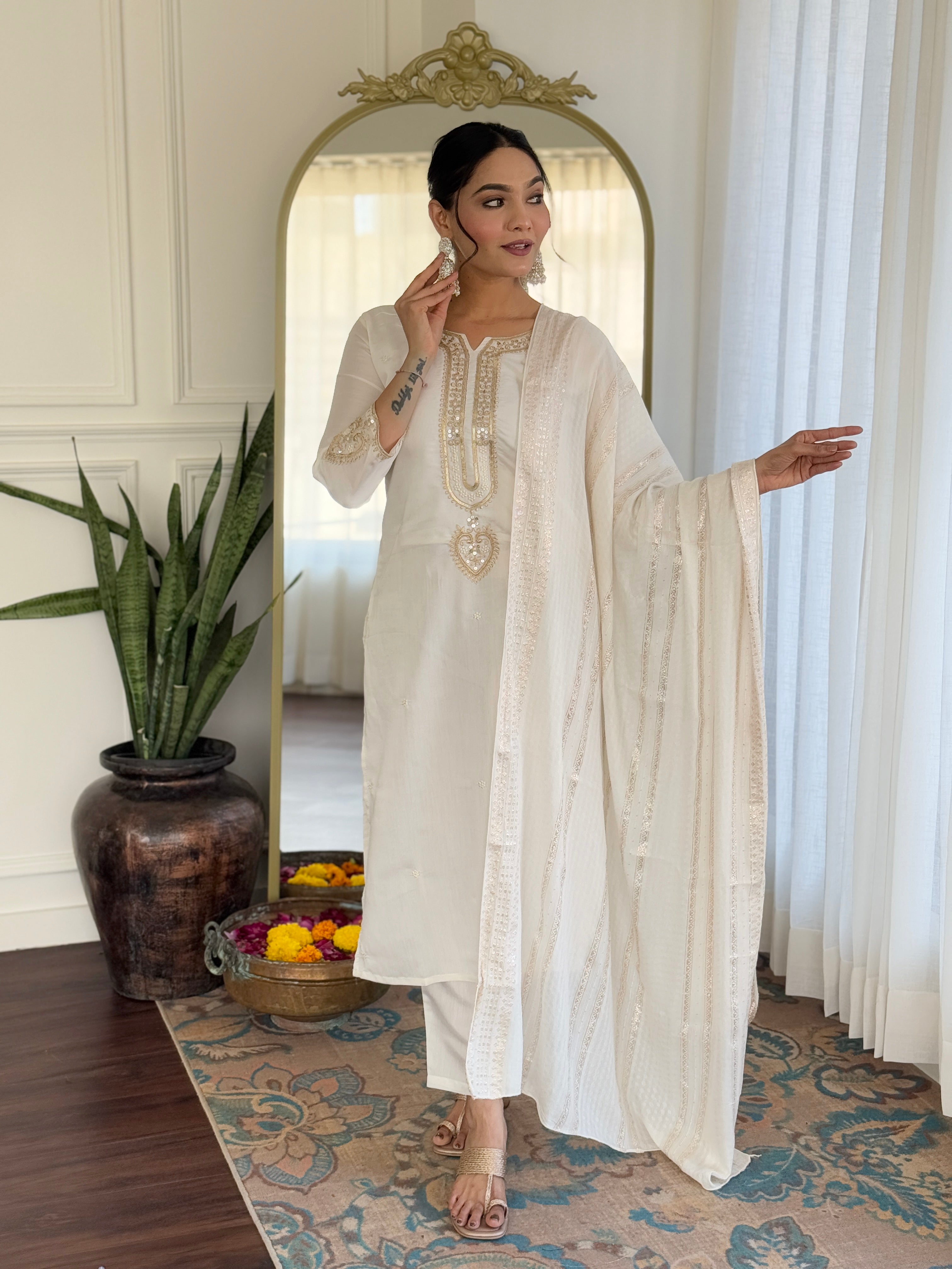 Off White Floral Embroidered Viscose Chanderi Kurta with Trousers & With jacquard Dupatta