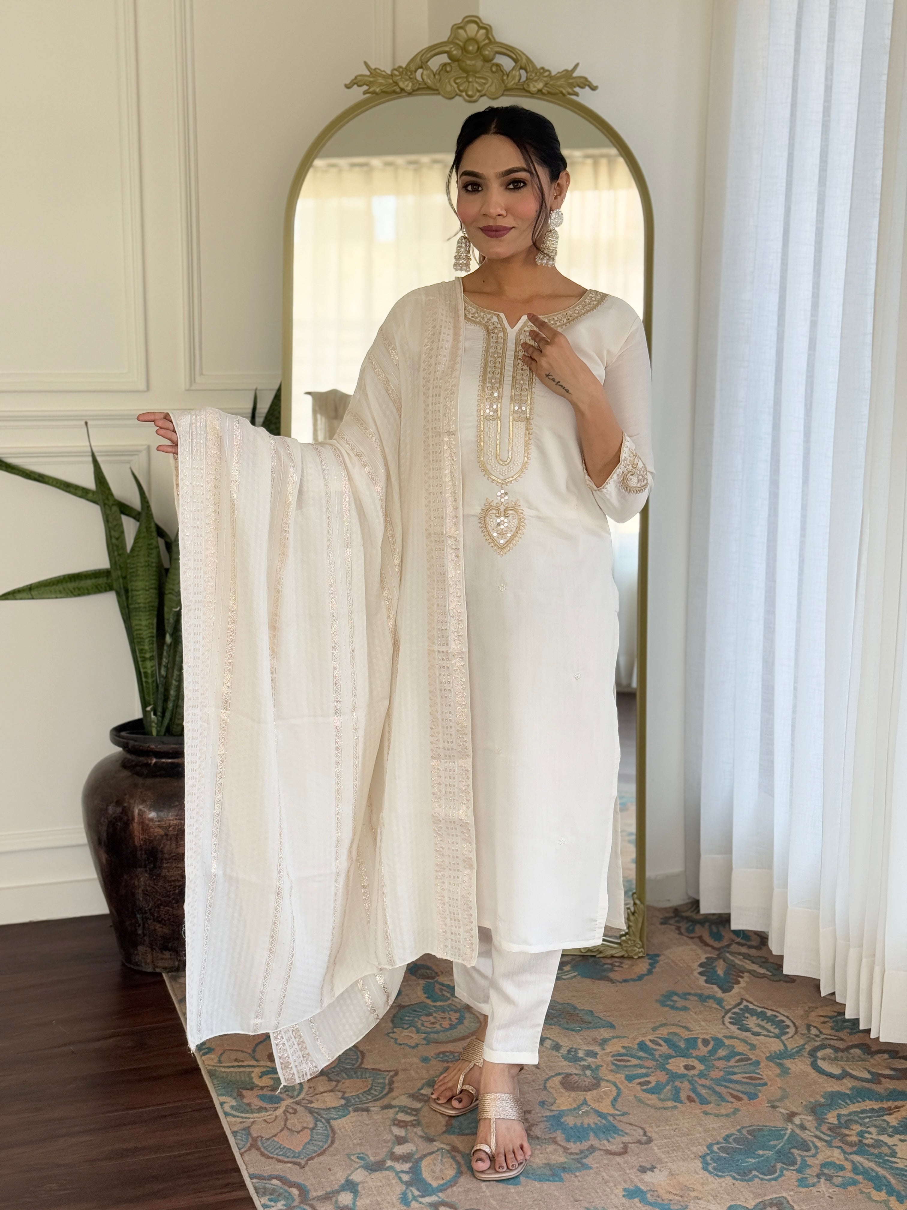 Off White Floral Embroidered Viscose Chanderi Kurta with Trousers & With jacquard Dupatta