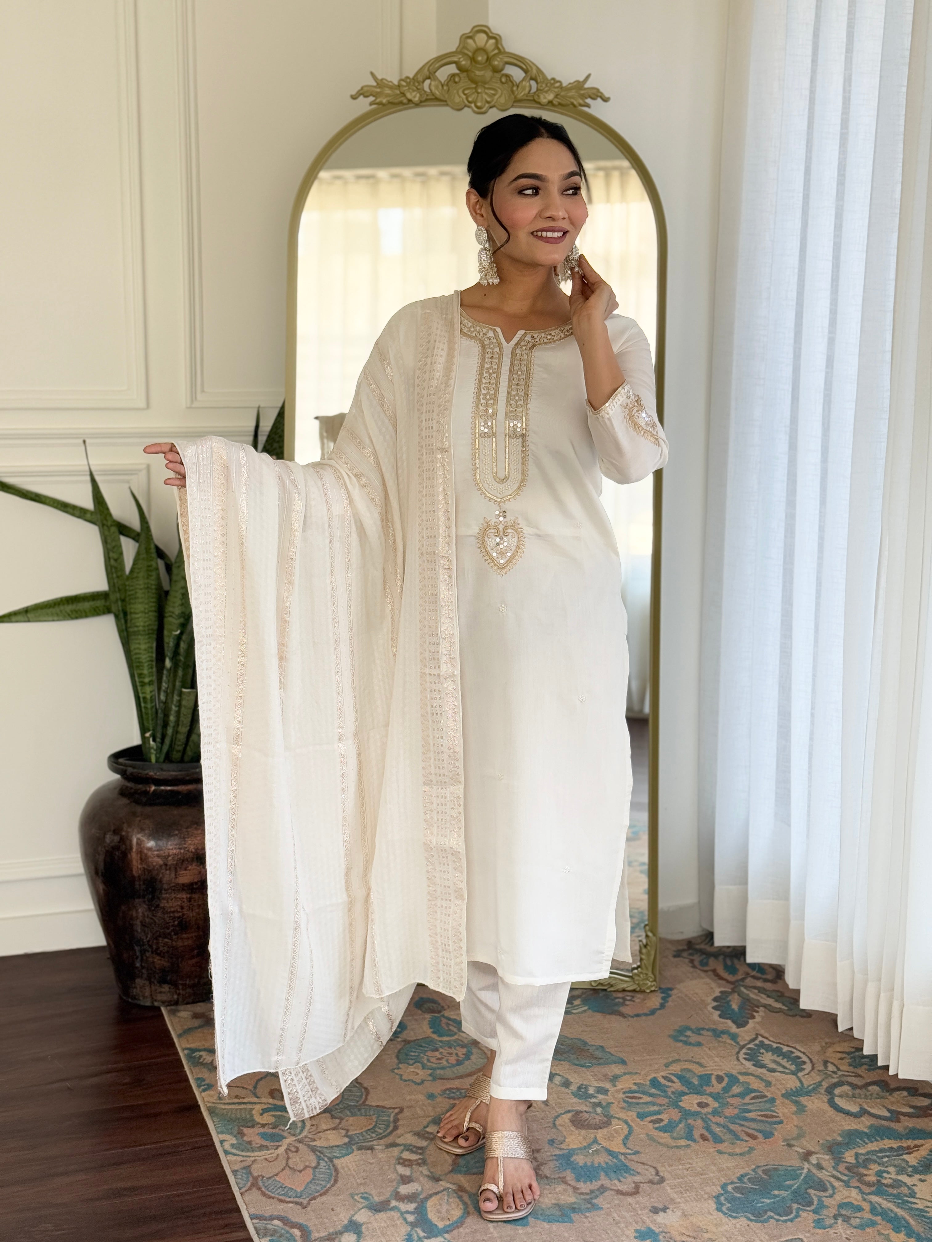 Off White Floral Embroidered Viscose Chanderi Kurta with Trousers & With jacquard Dupatta