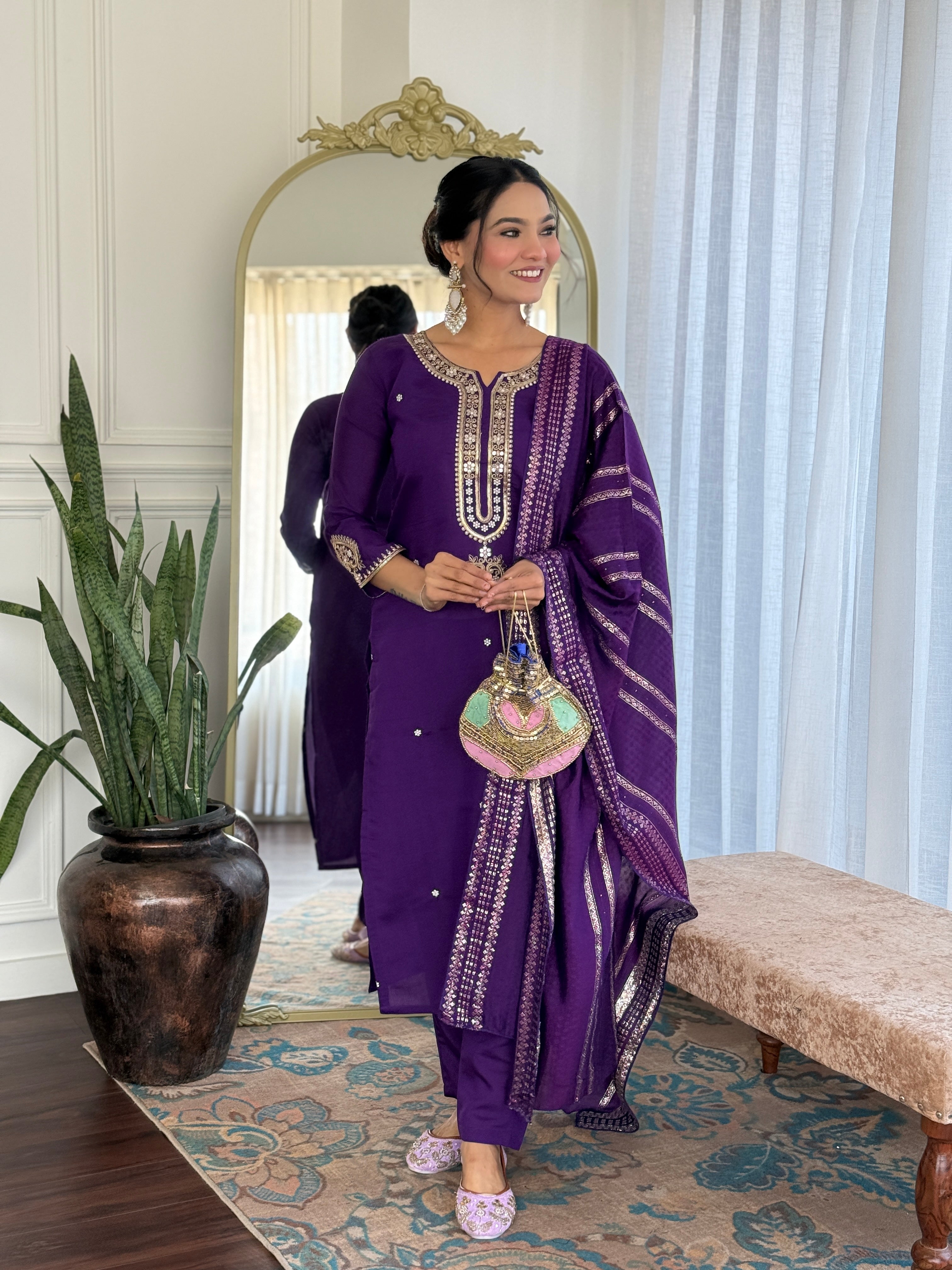 Off White Floral Embroidered Viscose Chanderi Kurta with Trousers & With jacquard Dupatta