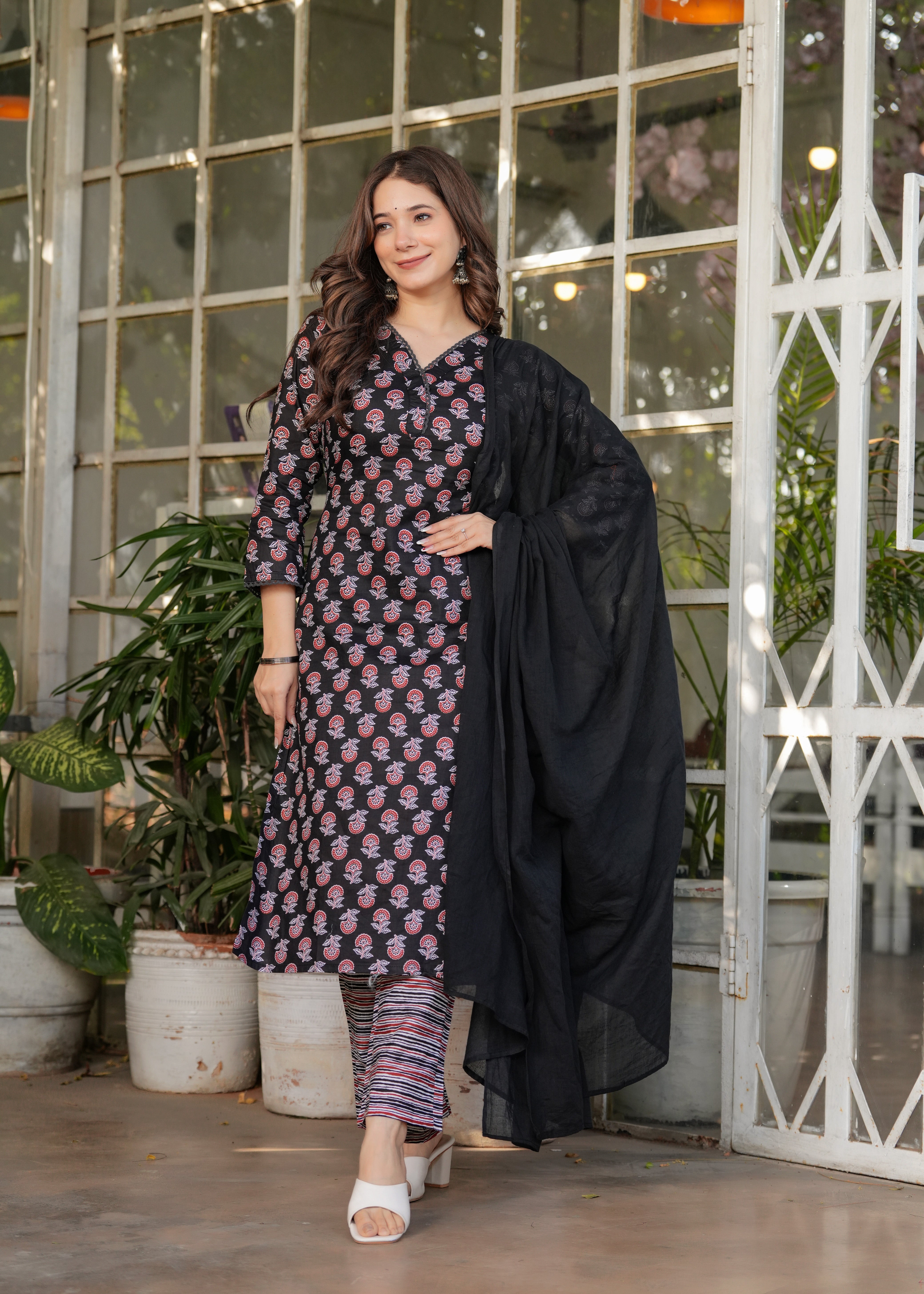 Exclusive Women's & Girls Traditional Color Cotton Straight Fit embroidery & Printed kurta pant & Silk Dupatta