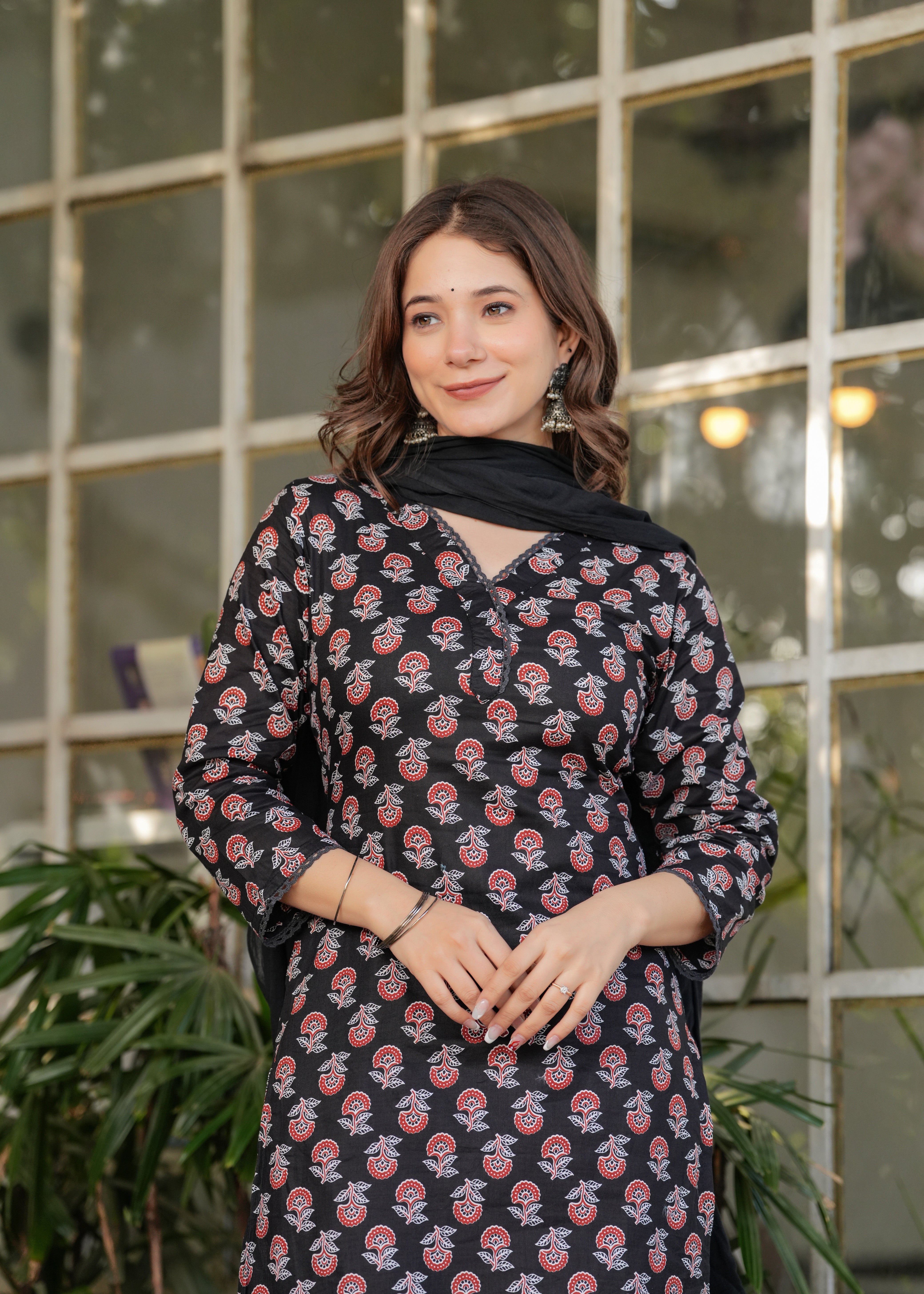 Exclusive Women's & Girls Traditional Color Cotton Straight Fit embroidery & Printed kurta pant & Silk Dupatta