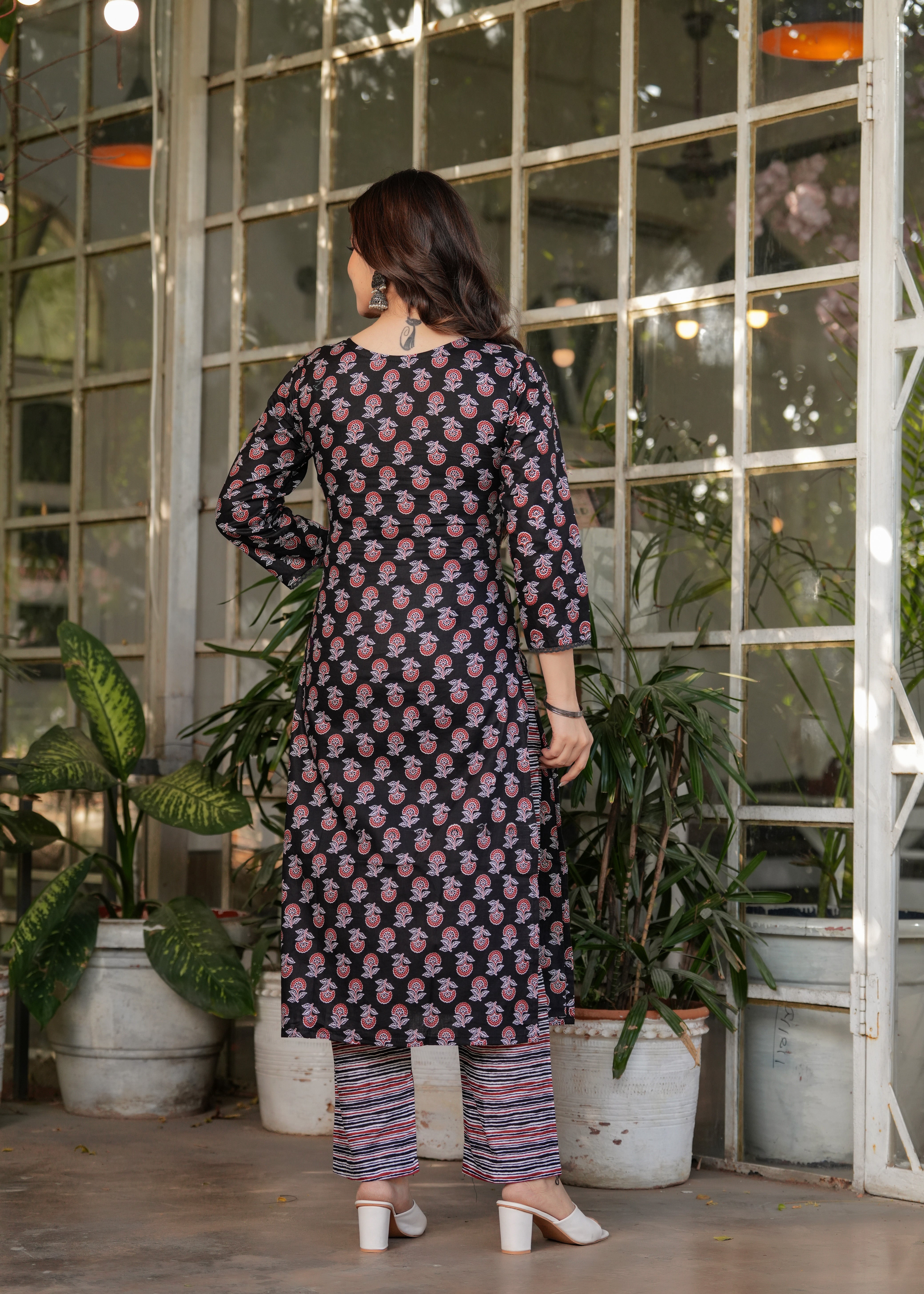 Exclusive Women's & Girls Traditional Color Cotton Straight Fit embroidery & Printed kurta pant & Silk Dupatta