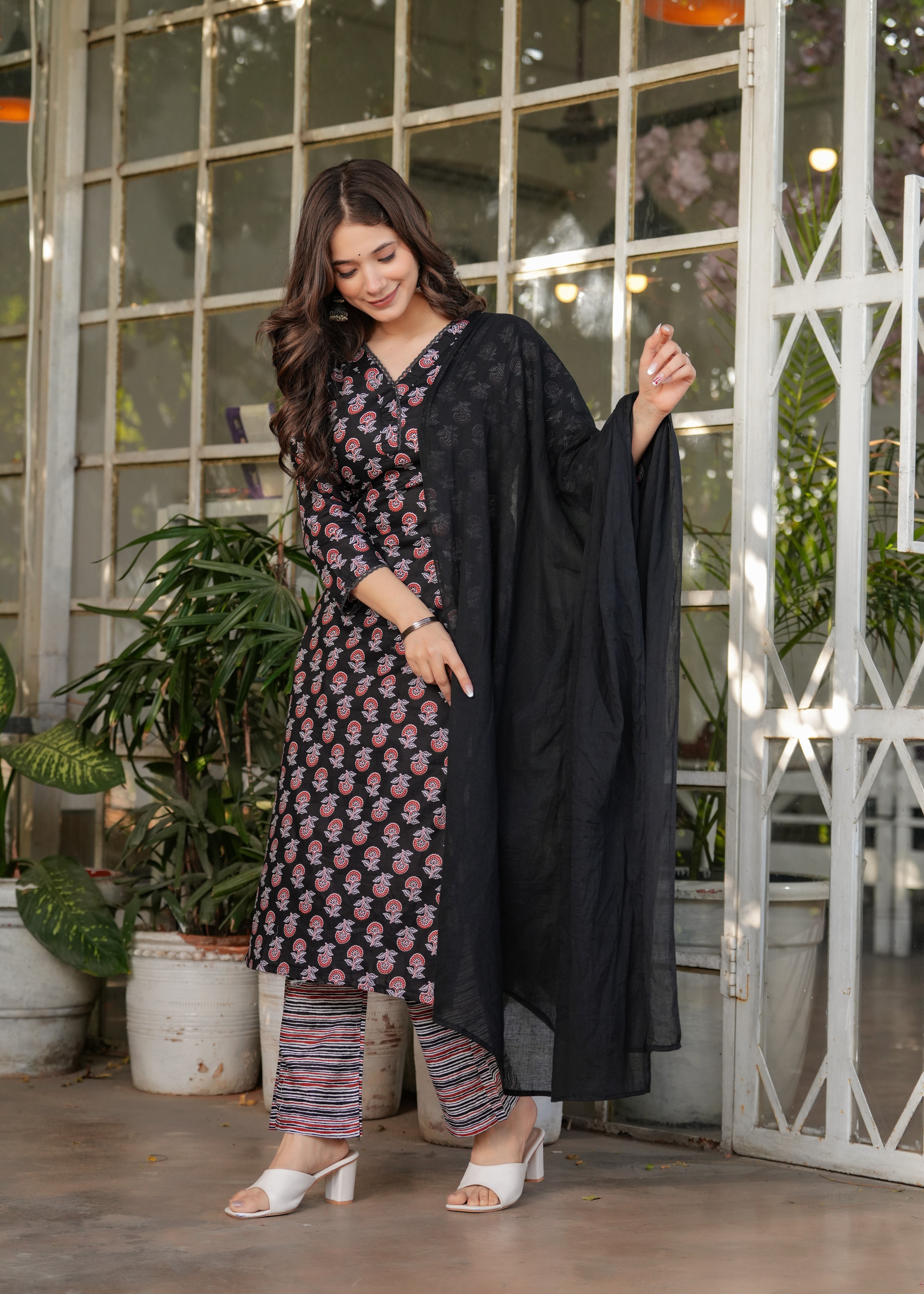Exclusive Women's & Girls Traditional Color Cotton Straight Fit embroidery & Printed kurta pant & Silk Dupatta