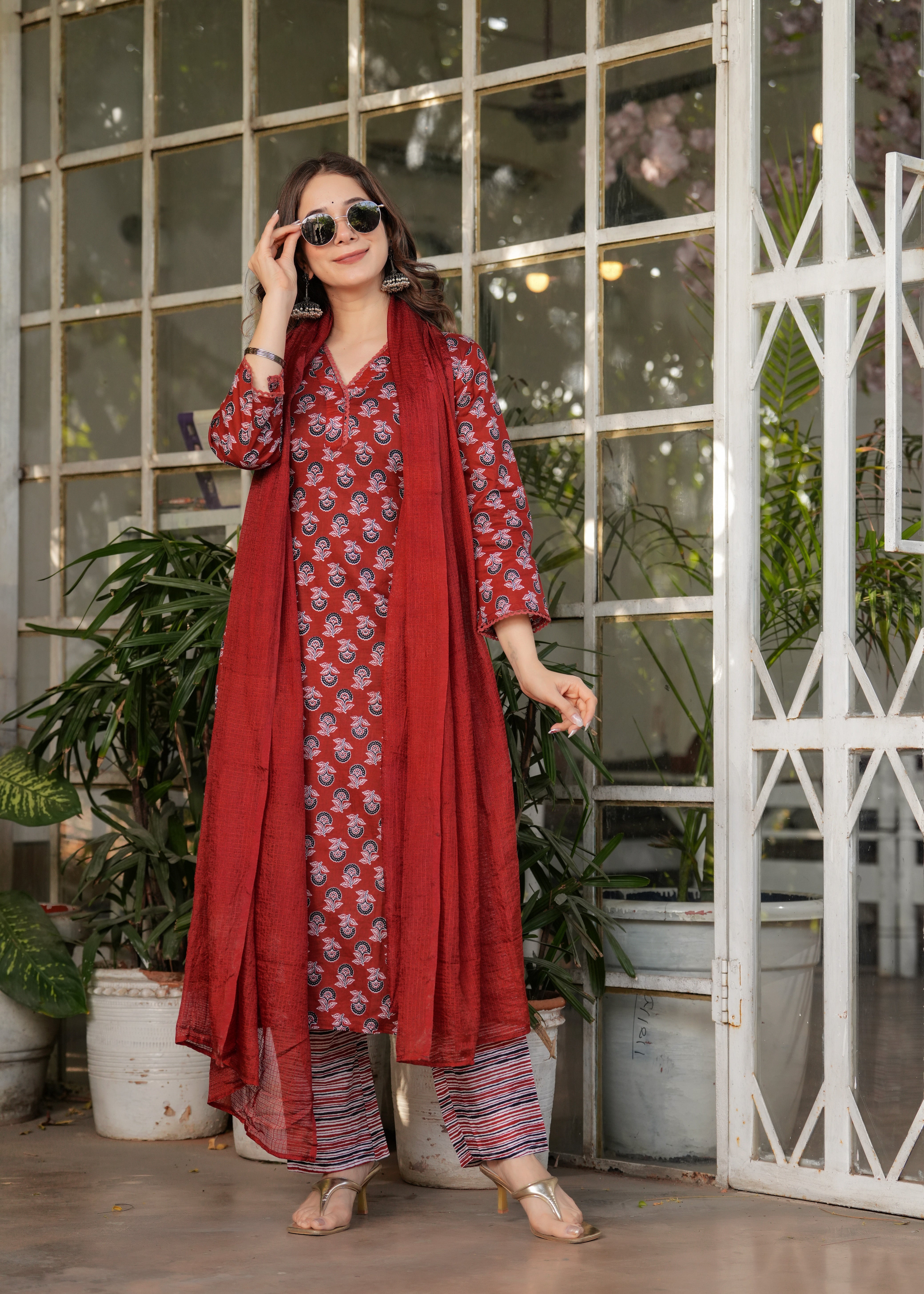 Exclusive Women's & Girls Traditional Color Cotton Straight Fit embroidery & Printed kurta pant & Silk Dupatta