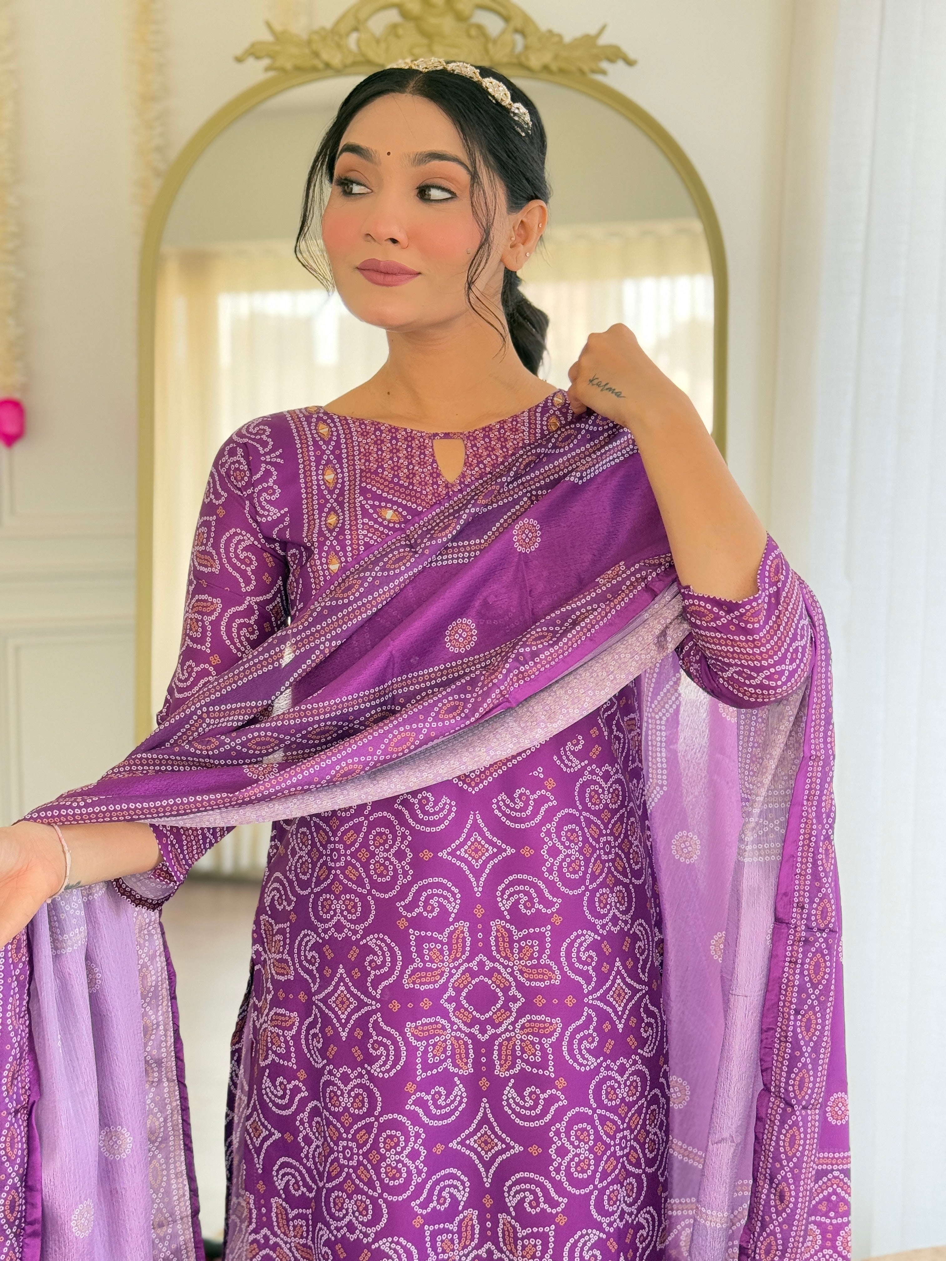 Women's Embroidered Franch Crepe Kurti With Pant & Chinon Dupatta Set
