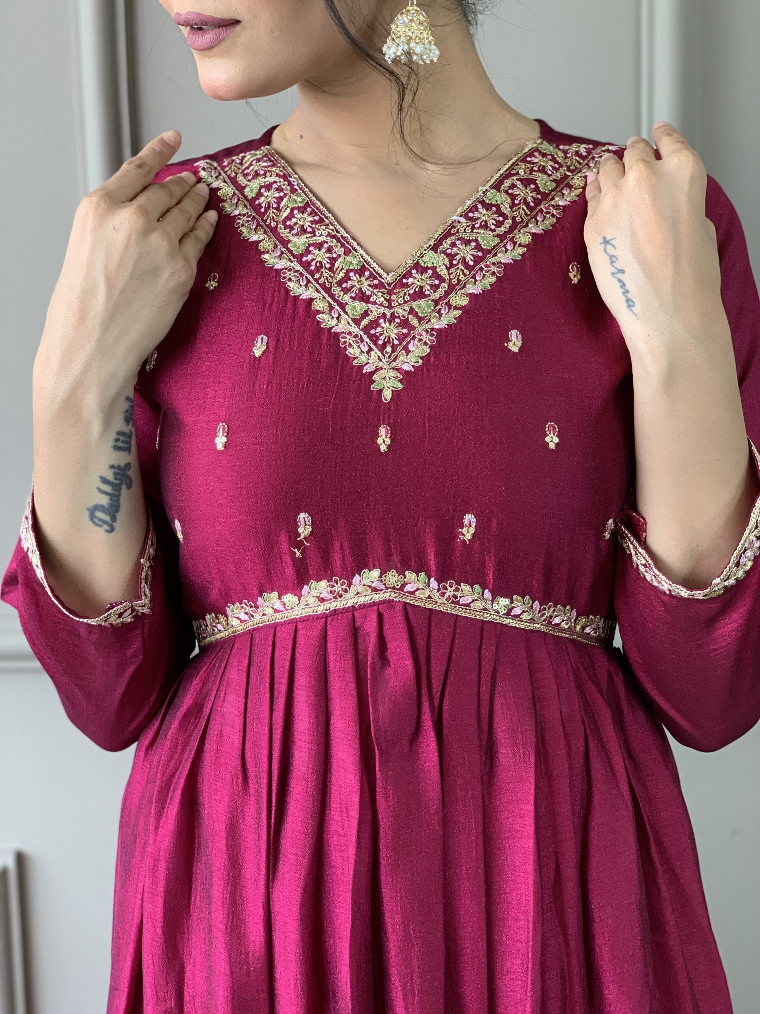 Women's Vichitra Embroidered Straight Kurta with Vichitra Pant & Vichitra Dupatta Set