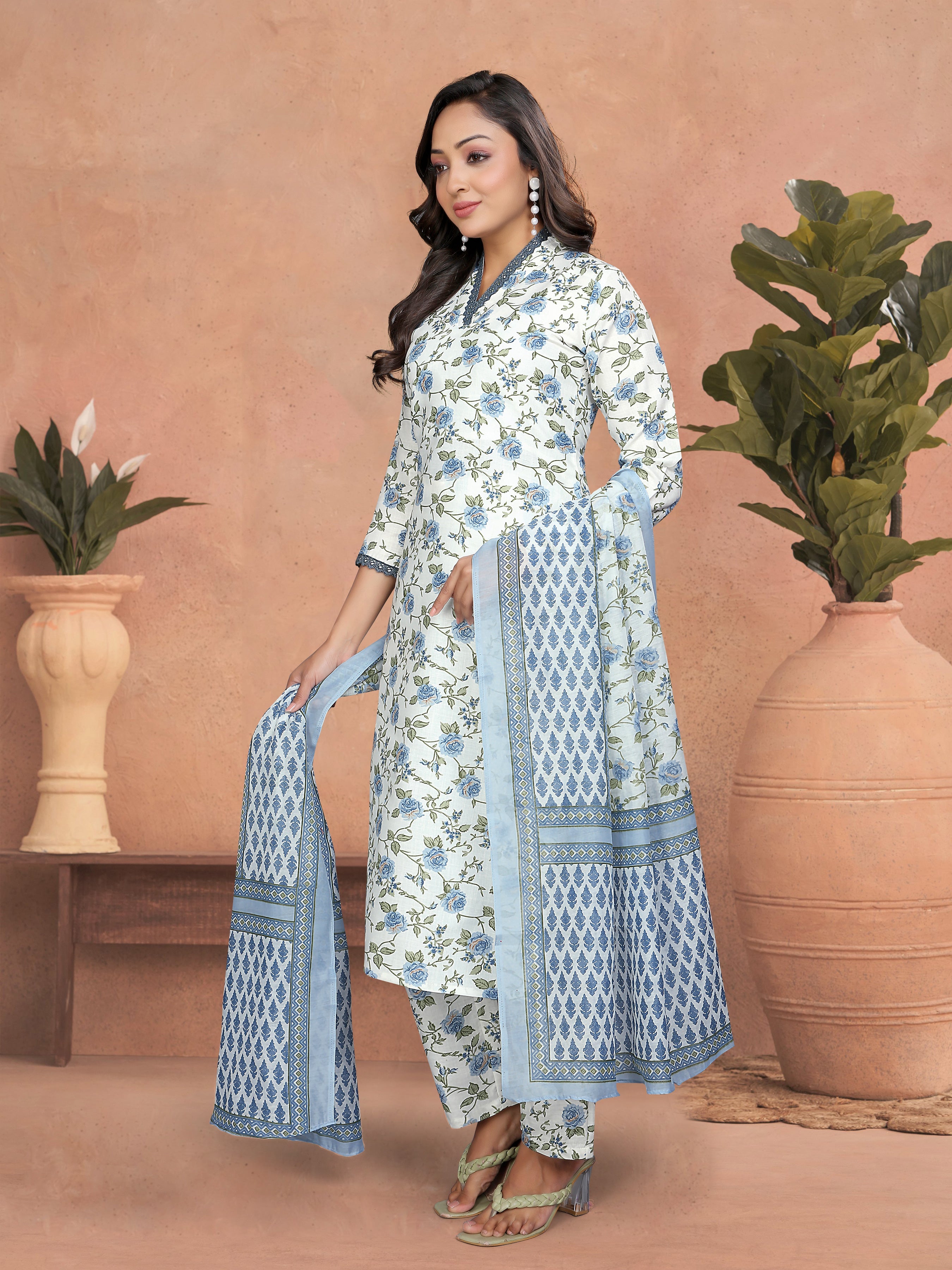 Women's Floral Regular 3/4 Sleeve Solid  Kurti Pant Set, Cotton Blend, Knee Length, Stylish Ethnic Outfit,