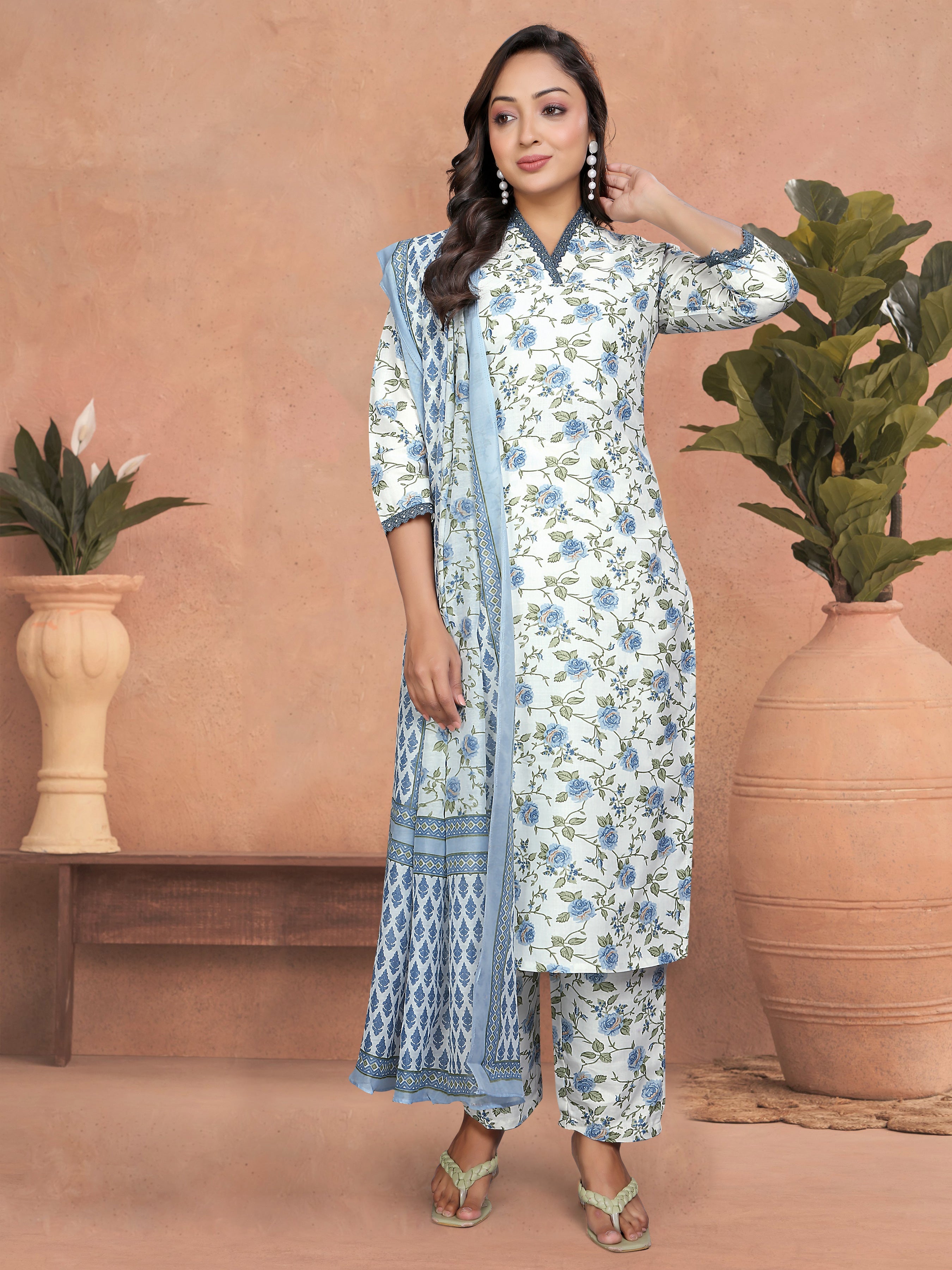 Women's Floral Regular 3/4 Sleeve Solid  Kurti Pant Set, Cotton Blend, Knee Length, Stylish Ethnic Outfit,