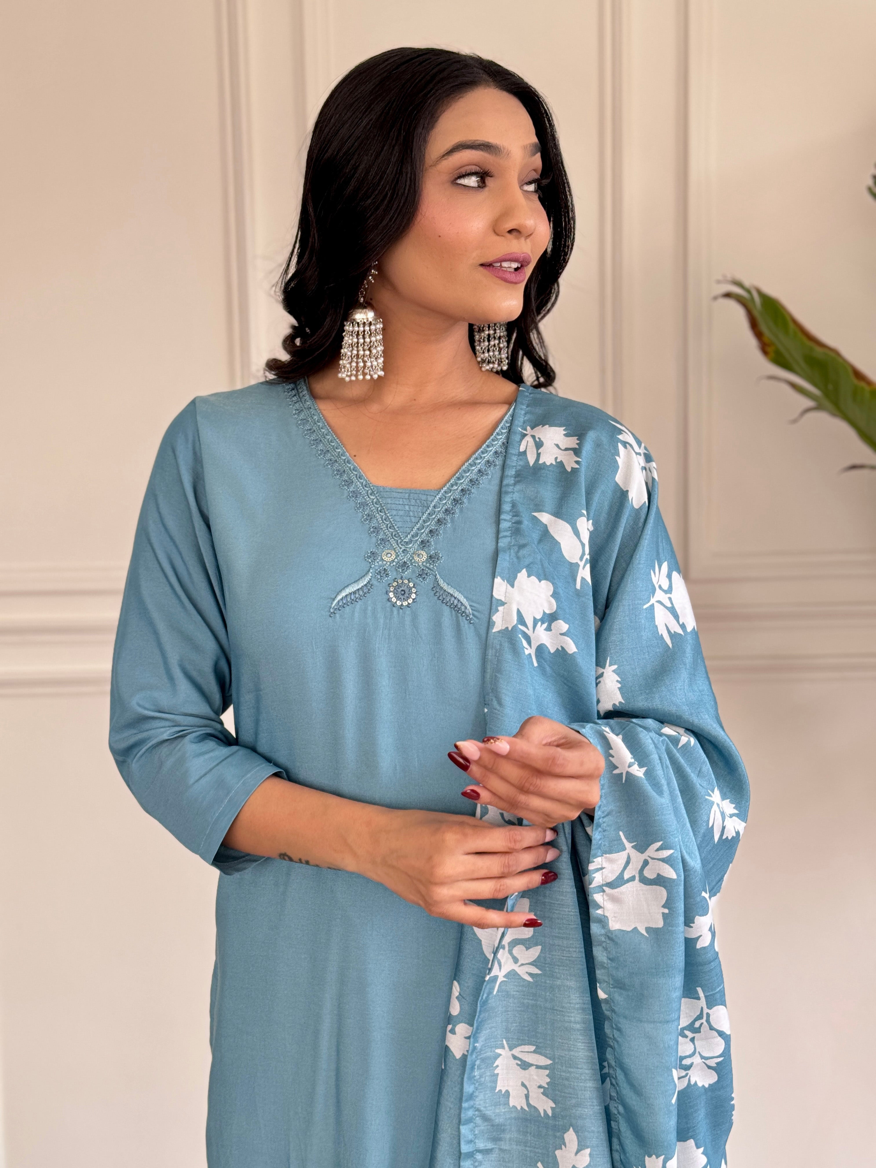 Women's  Viscose chanderi  Kurta and Pant with Dupatta Set