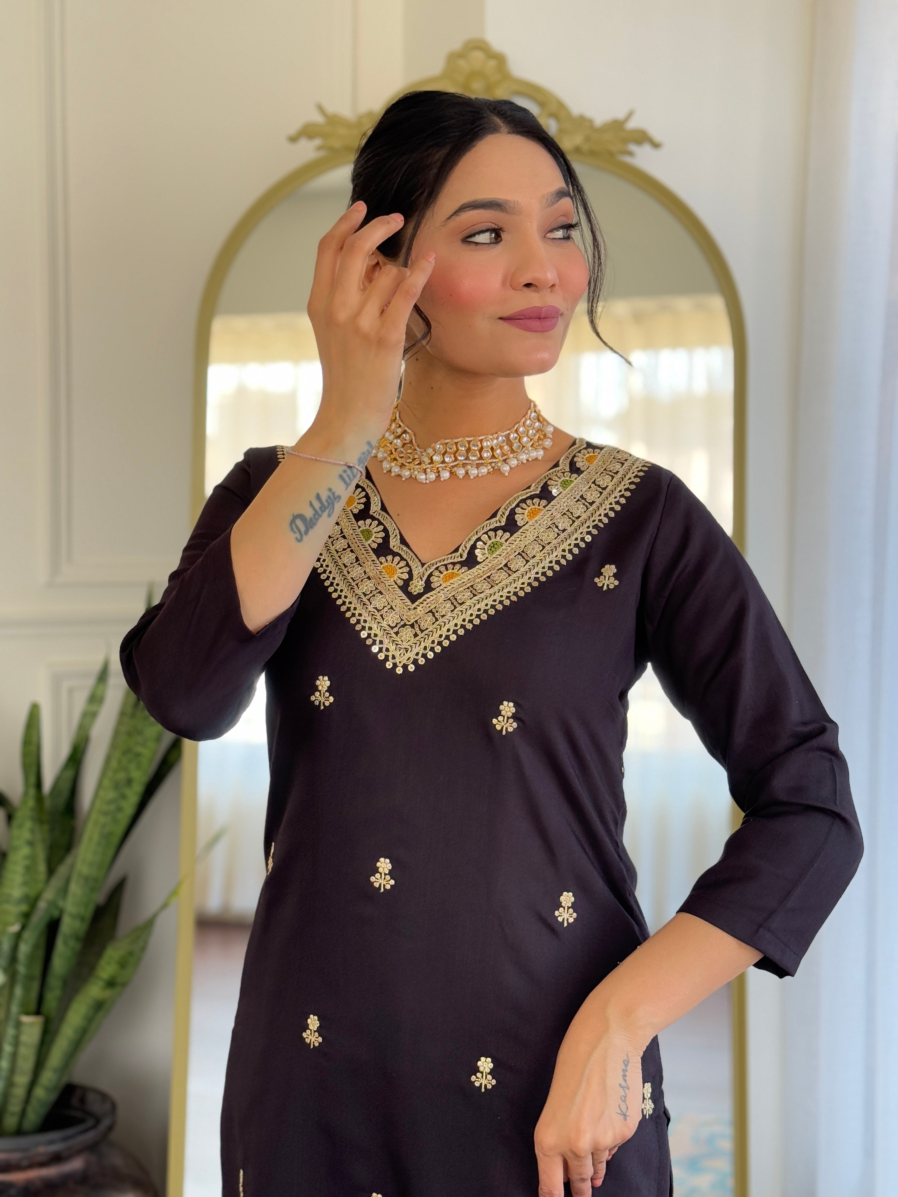 Pretty Women Kurta Sets for Women