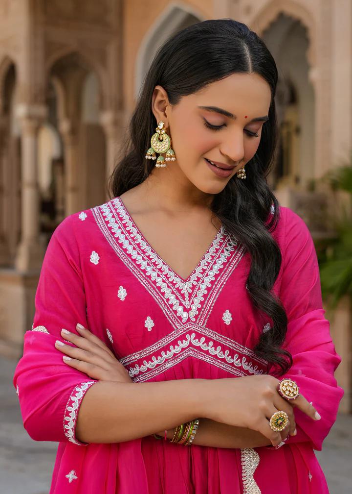 Women's chanderi silk Embroidered Straight Kurta with chanderi silk Pant & Organza Dupatta Set