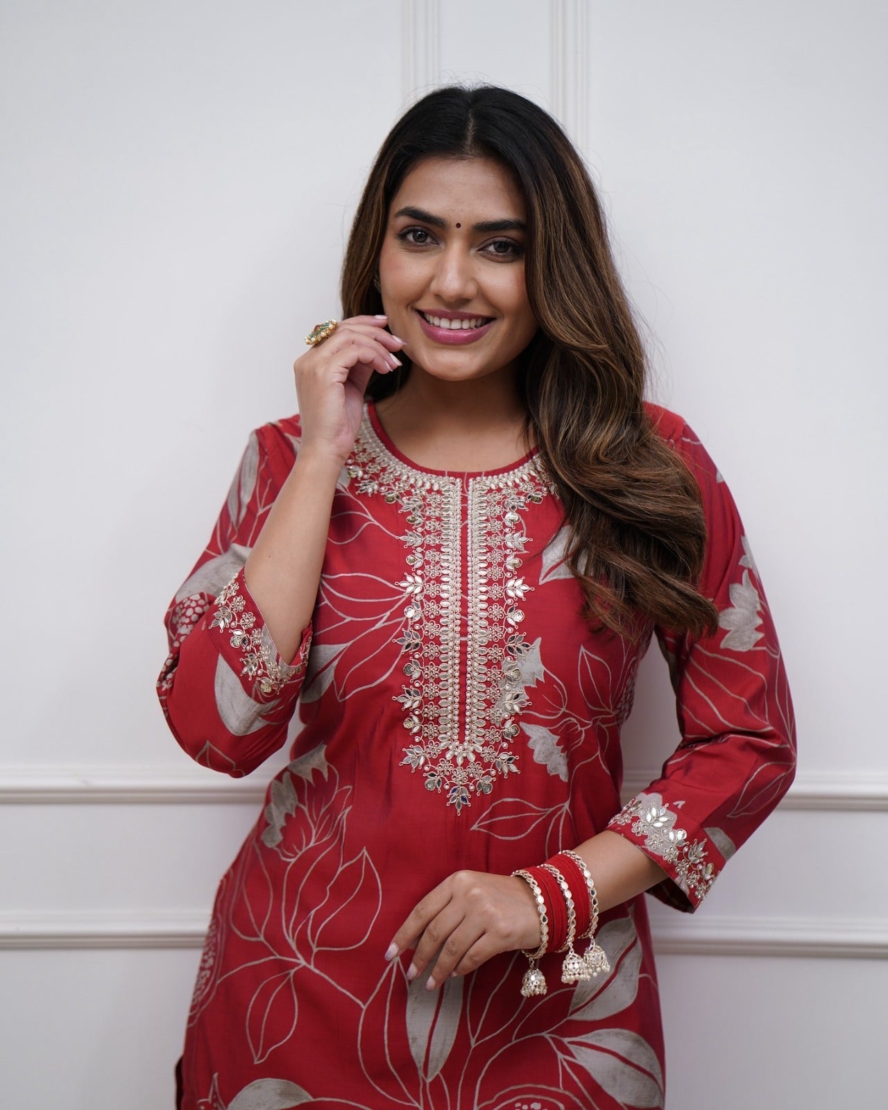 Women's Muslin & Chanderi Embroidered Kurta with Pant|Muslin & Chanderi| Embroidered Suit Set | A-line Salwar Kameez -Work Kurta & Pant