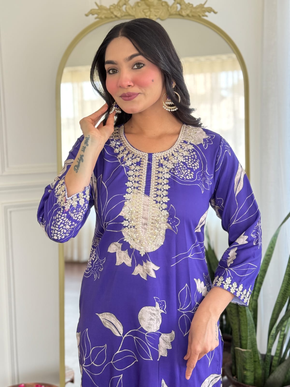 Women's Muslin & Chanderi Embroidered Kurta with Pant|Muslin & Chanderi| Embroidered Suit Set | A-line Salwar Kameez -Work Kurta & Pant