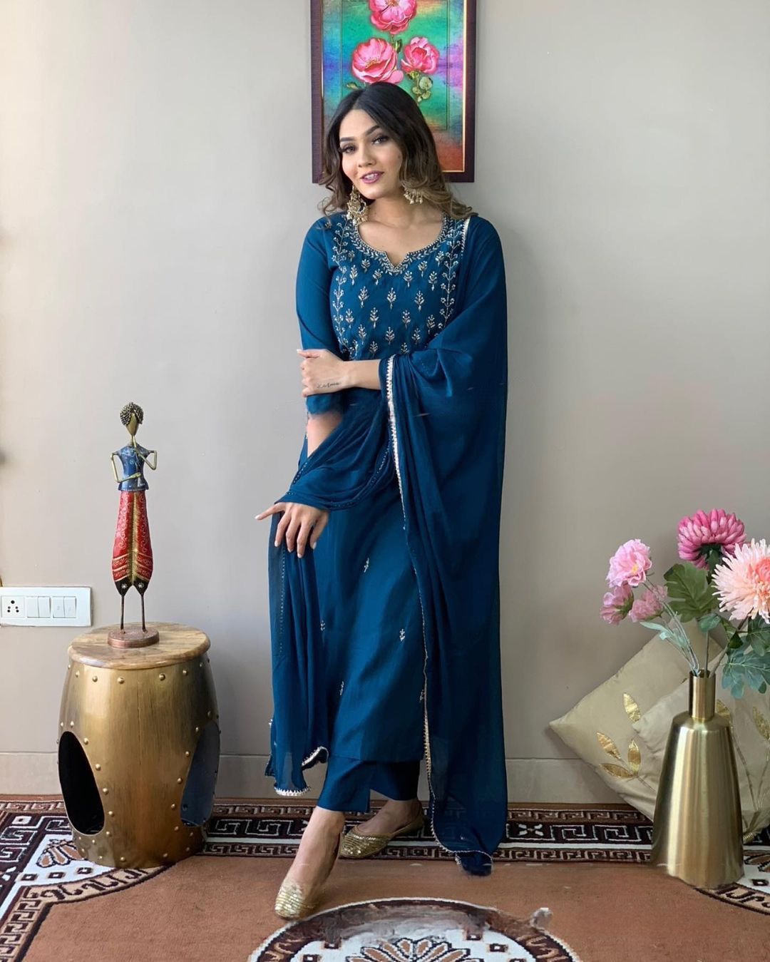 Women's Rayon slub Embroidered Straight Kurta with Rayon slub Pant & Chinnon Dupatta Set