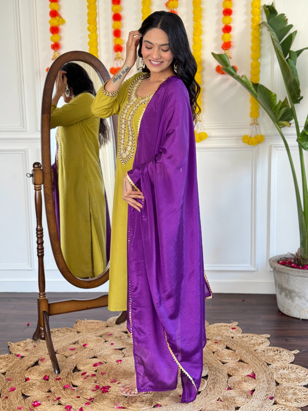 Women's Reyon Slub Embroidered Kurta With Pant & Dupatta Work Suit Set
